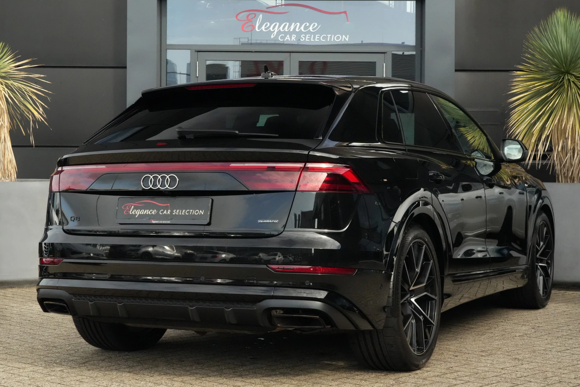 Hoofdafbeelding Audi Q8