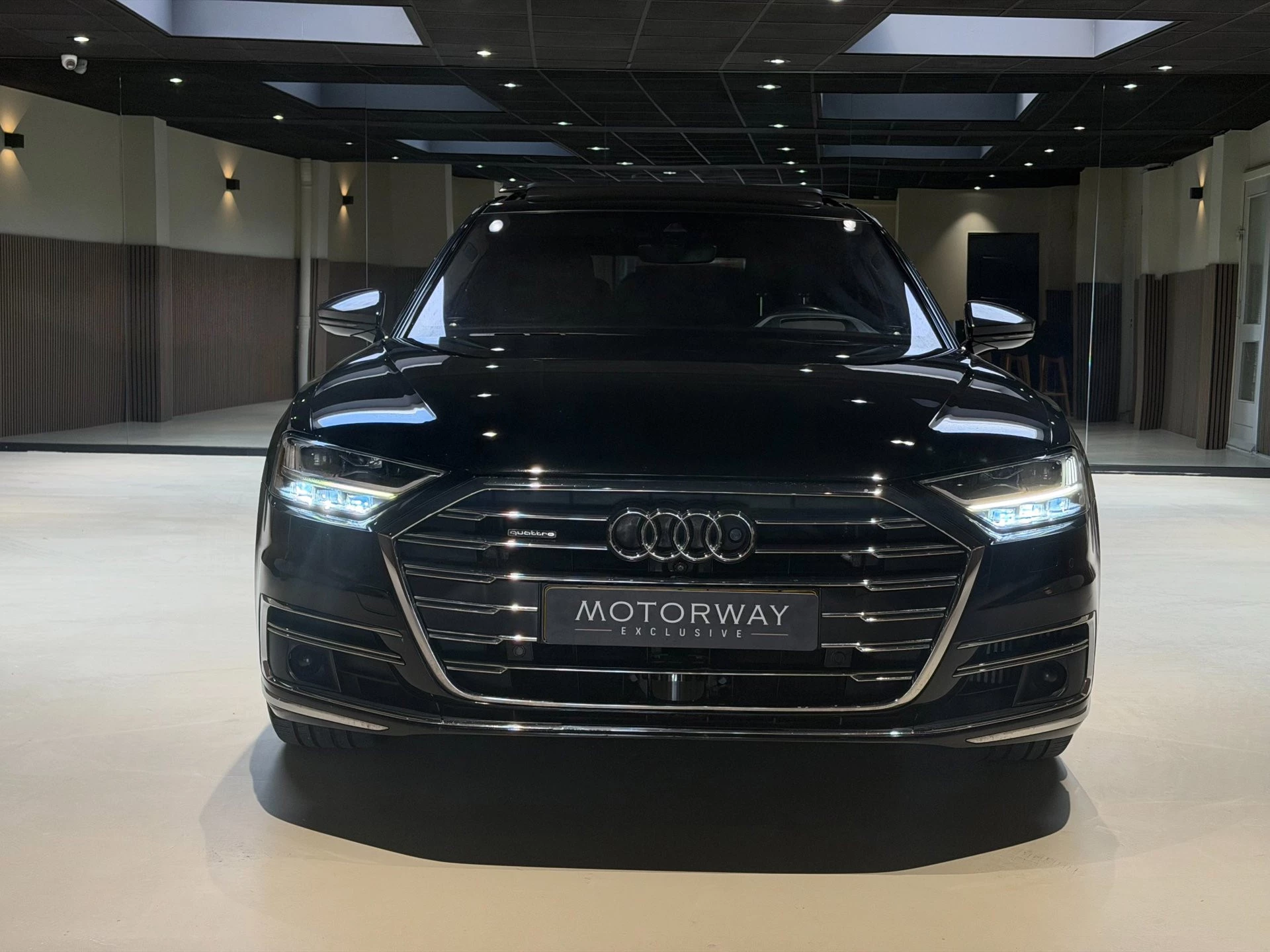 Hoofdafbeelding Audi A8