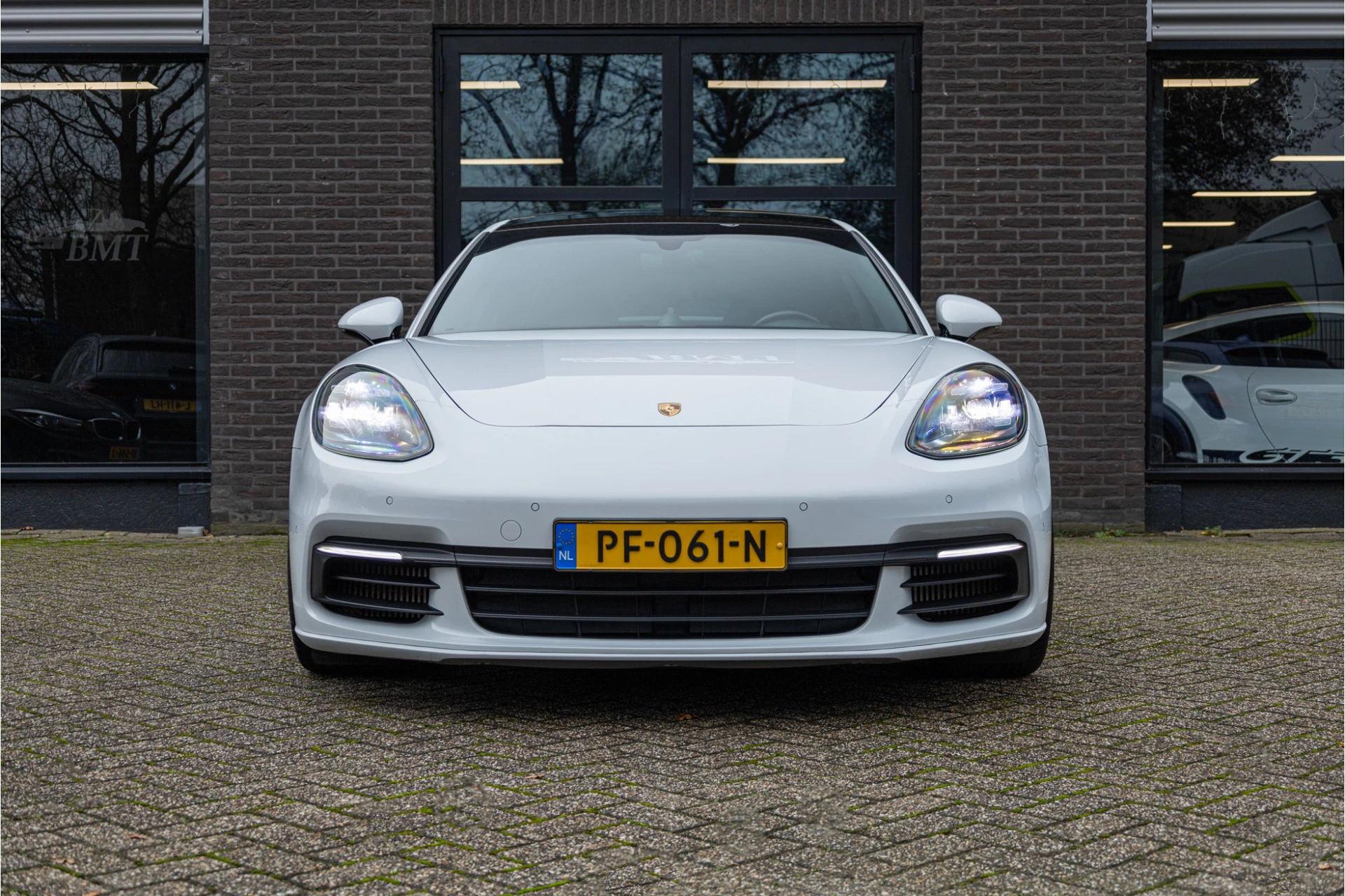Hoofdafbeelding Porsche Panamera
