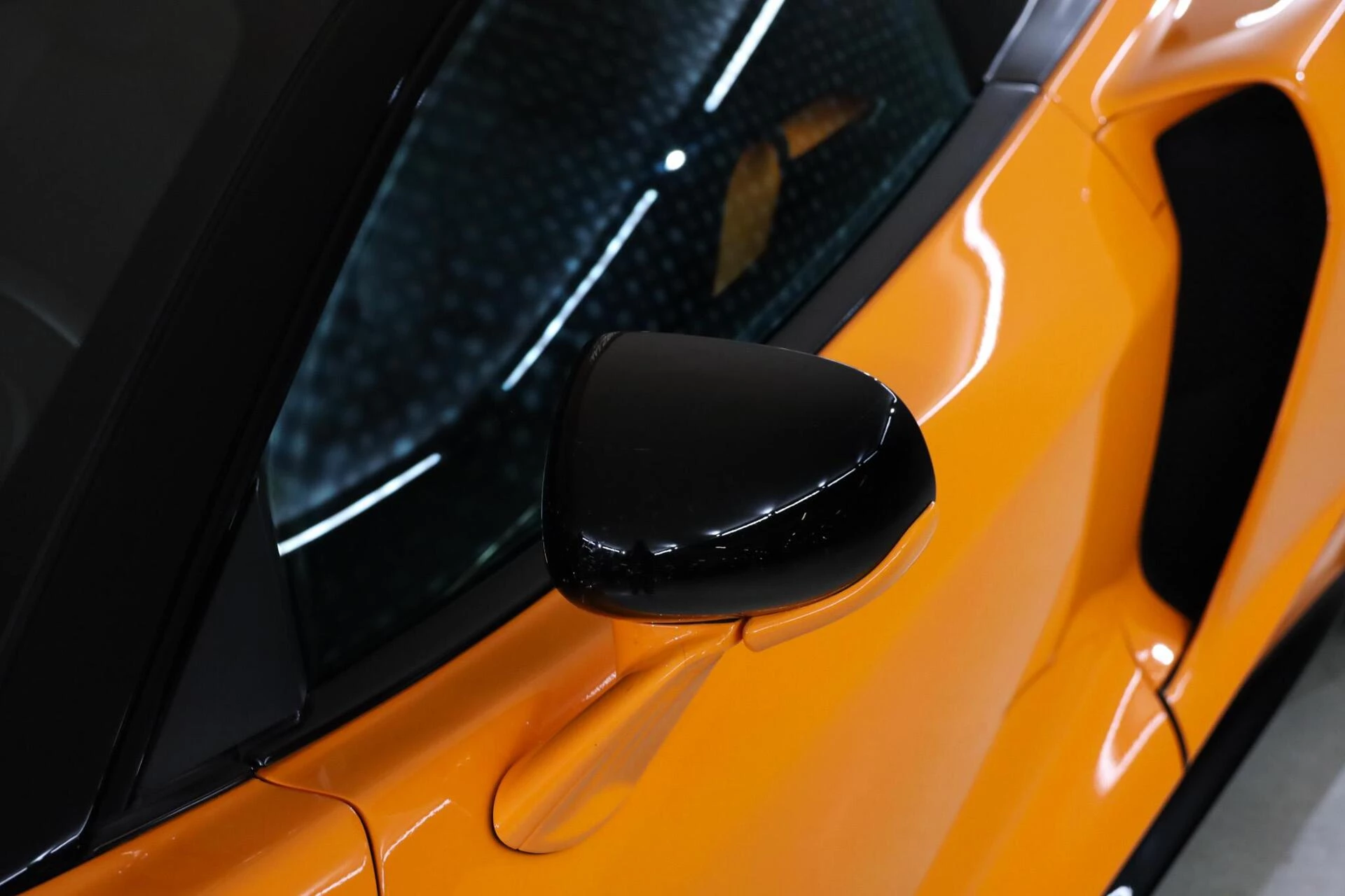 Hoofdafbeelding McLaren GT
