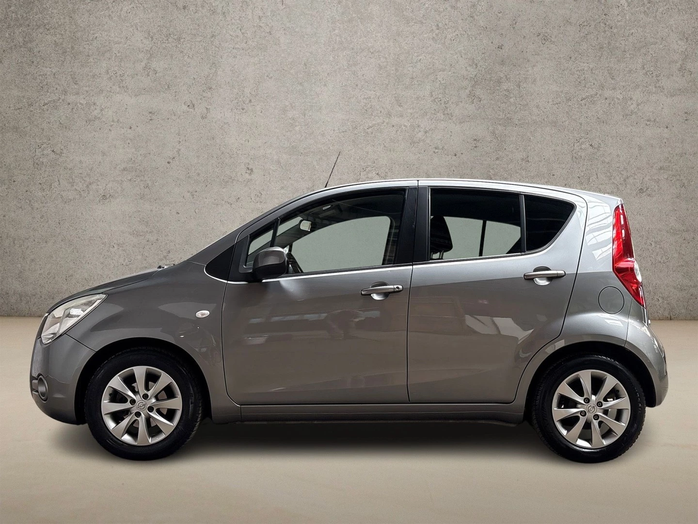 Hoofdafbeelding Opel Agila