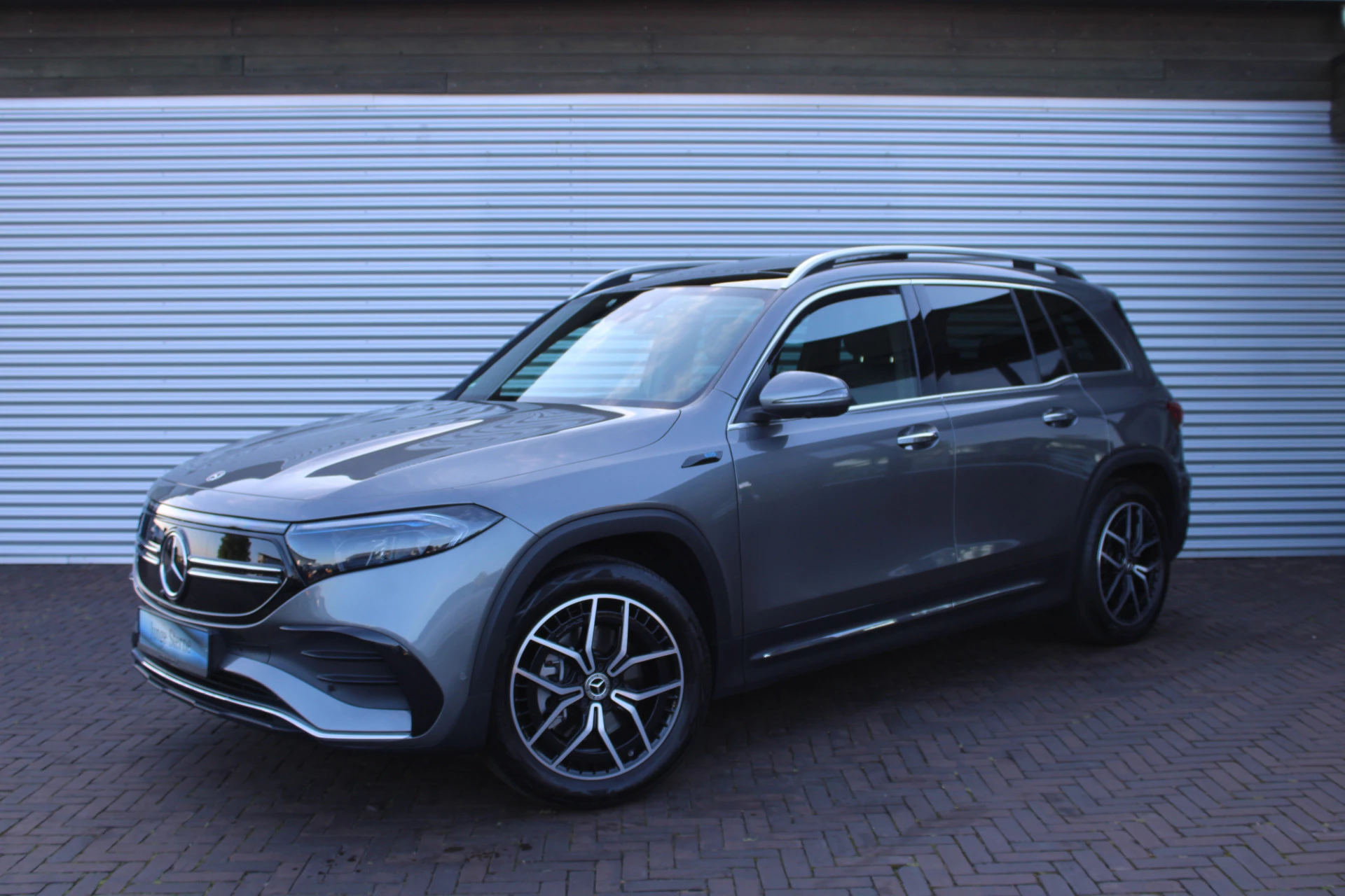 Hoofdafbeelding Mercedes-Benz EQB