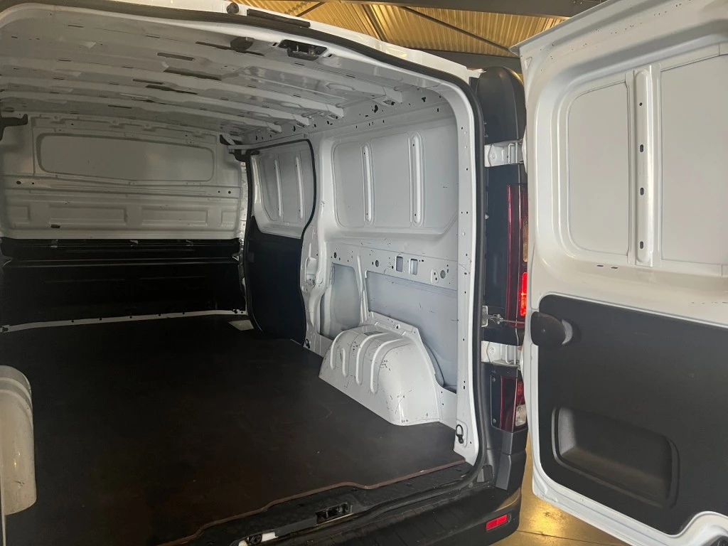 Hoofdafbeelding Nissan Primastar