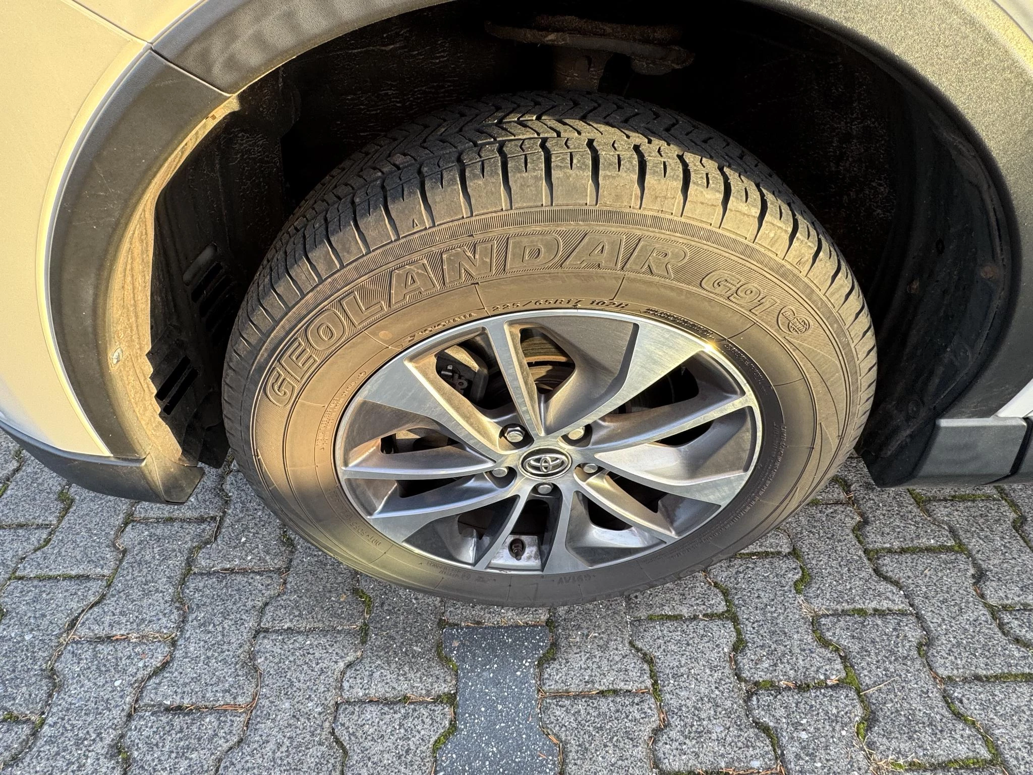 Hoofdafbeelding Toyota RAV4