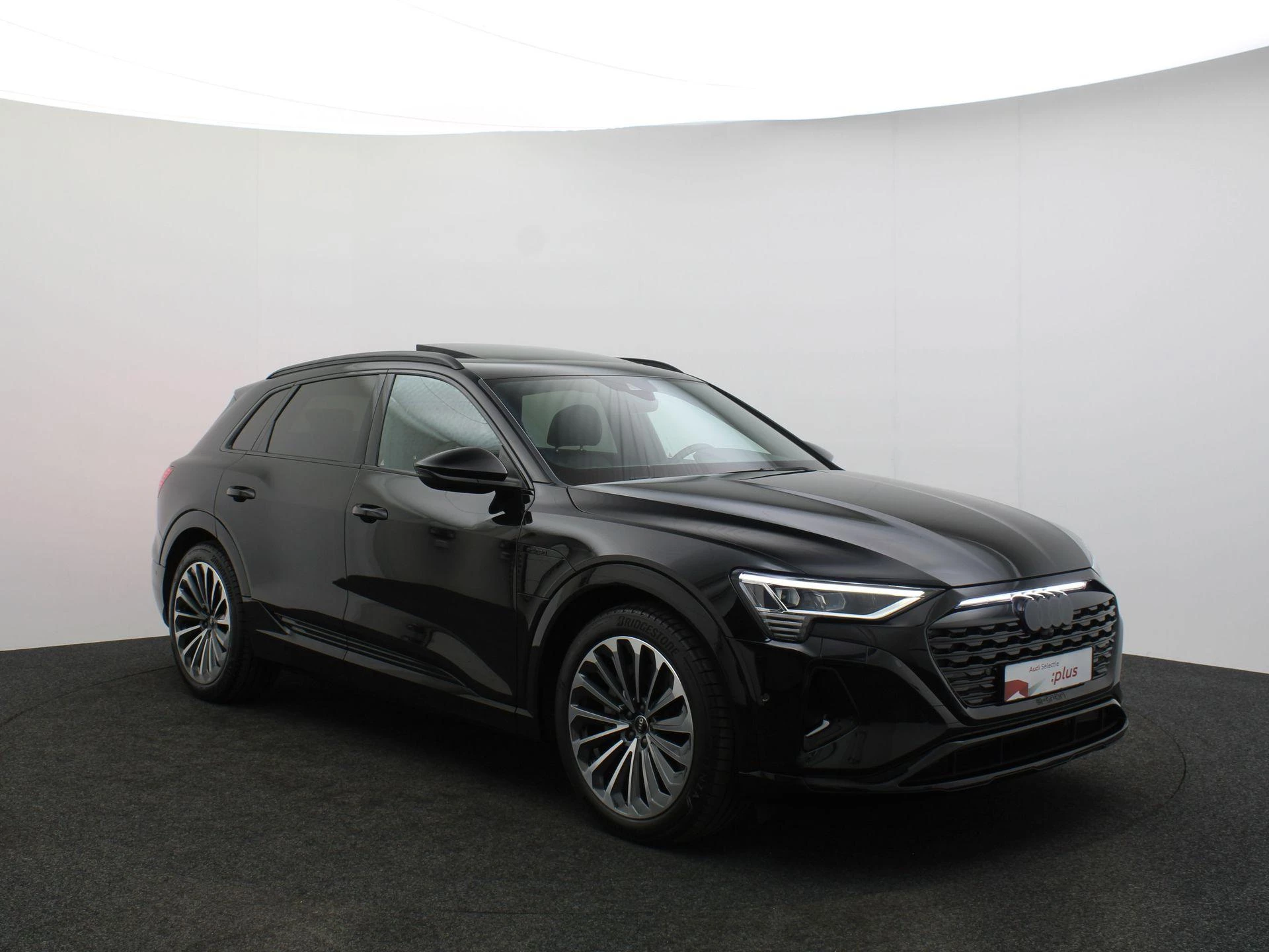 Hoofdafbeelding Audi Q8 e-tron