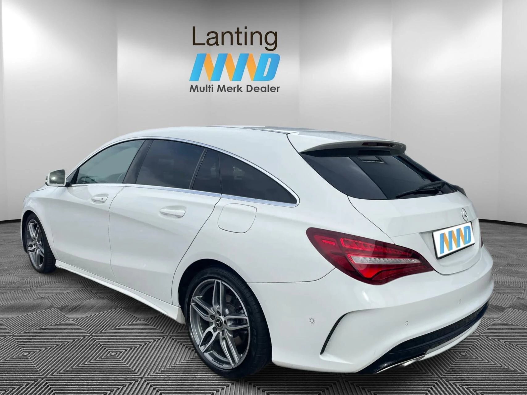 Hoofdafbeelding Mercedes-Benz CLA