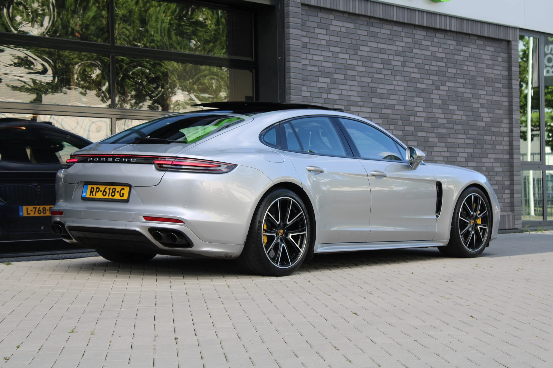 Hoofdafbeelding Porsche Panamera