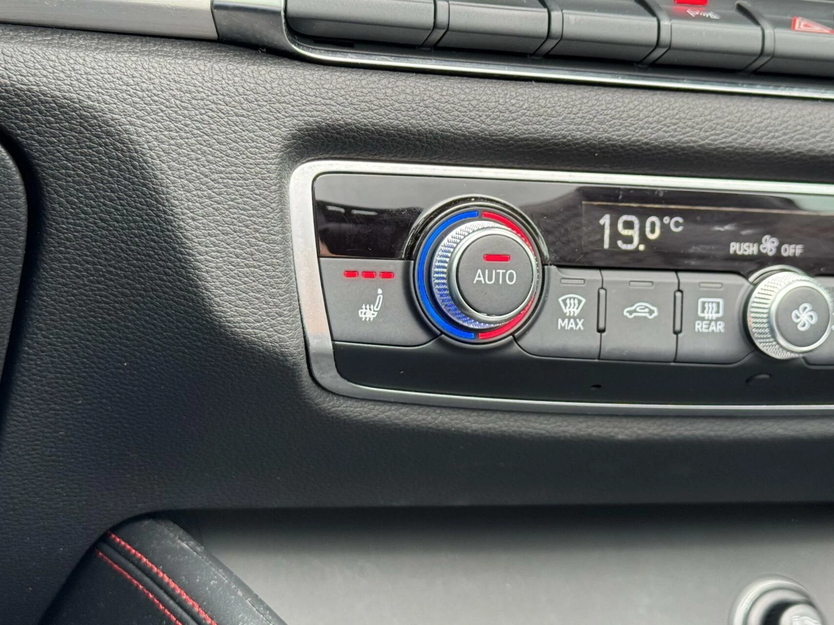 Hoofdafbeelding Audi S3