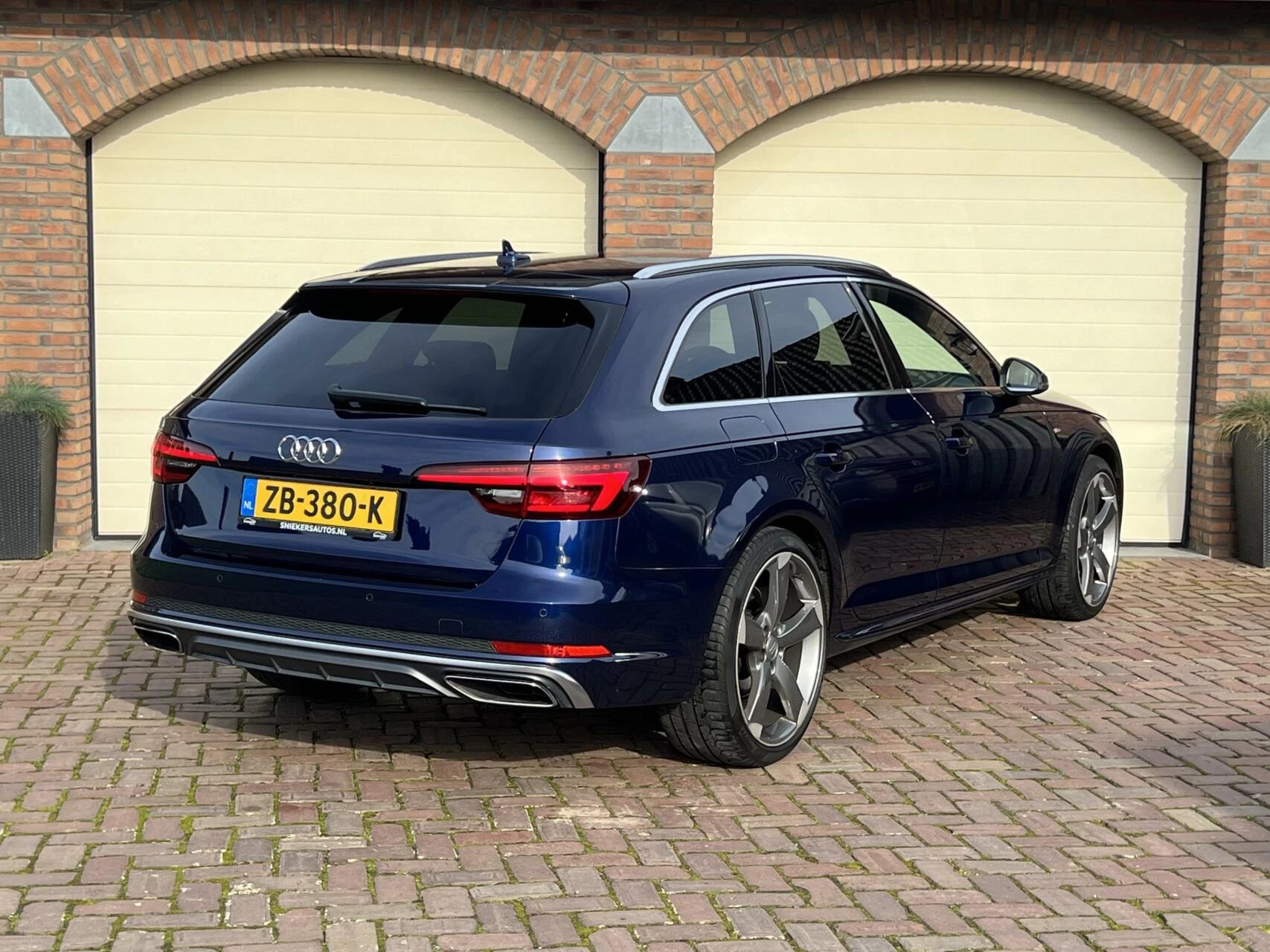 Hoofdafbeelding Audi A4