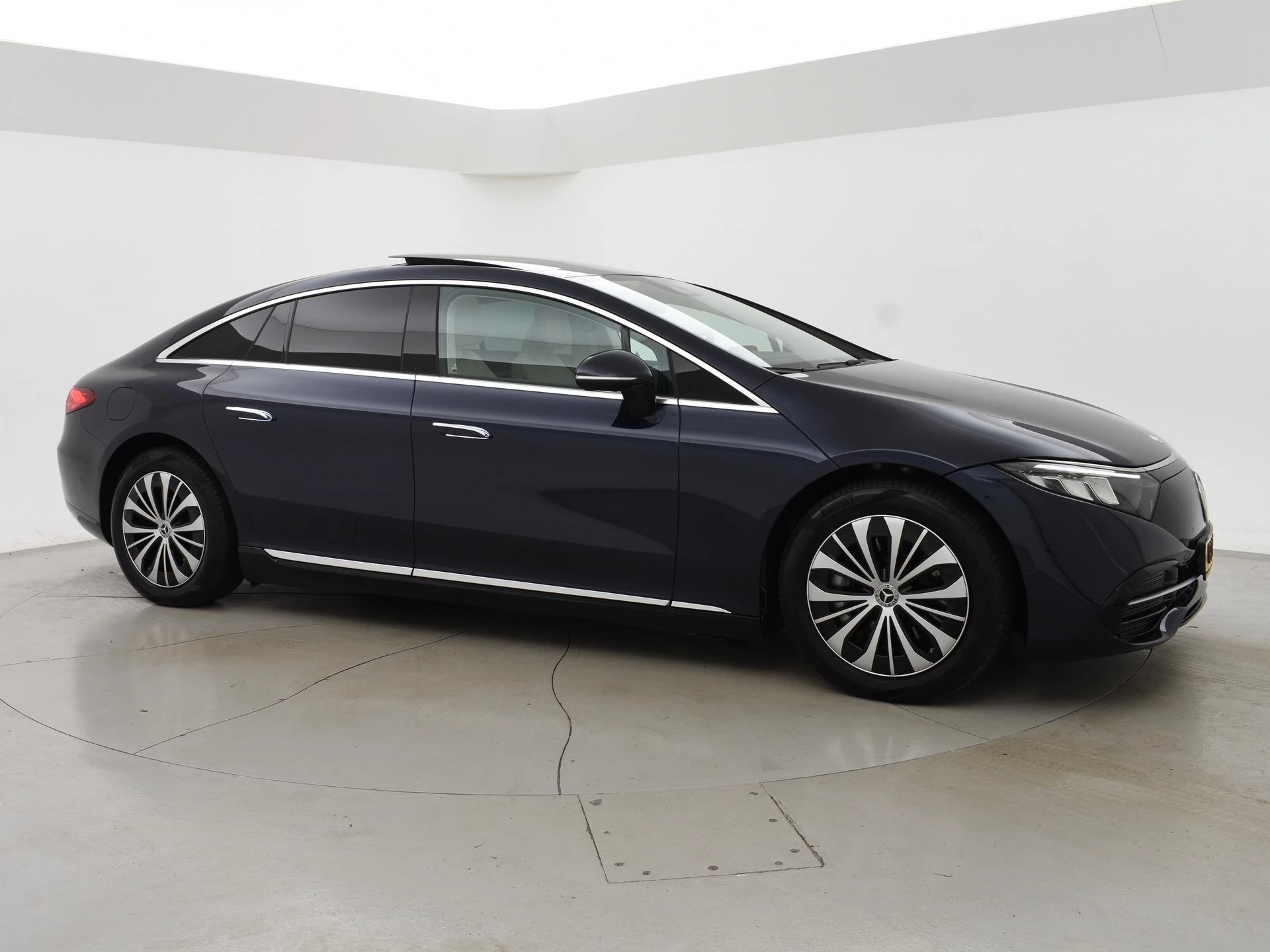 Hoofdafbeelding Mercedes-Benz EQS