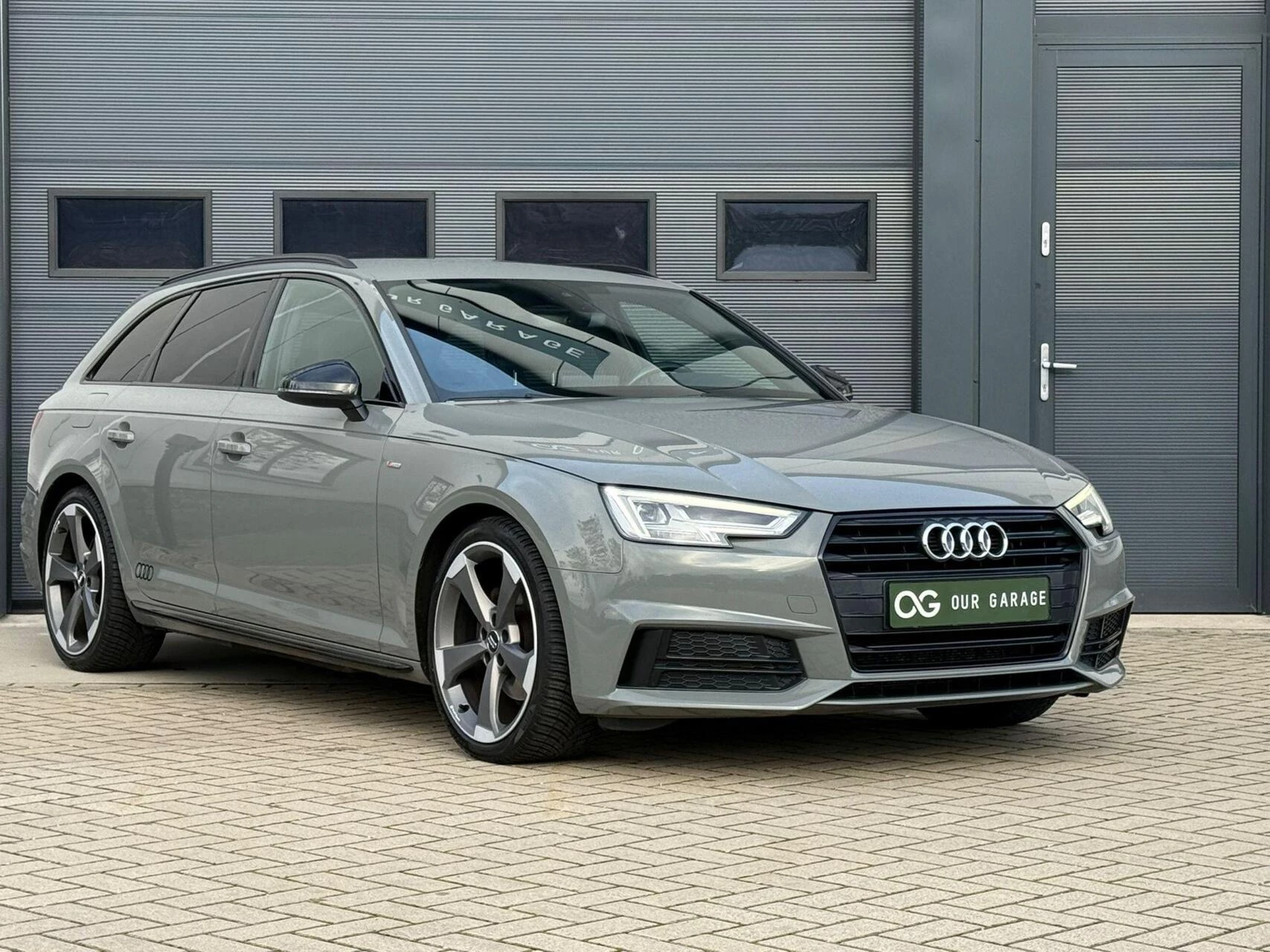 Hoofdafbeelding Audi A4