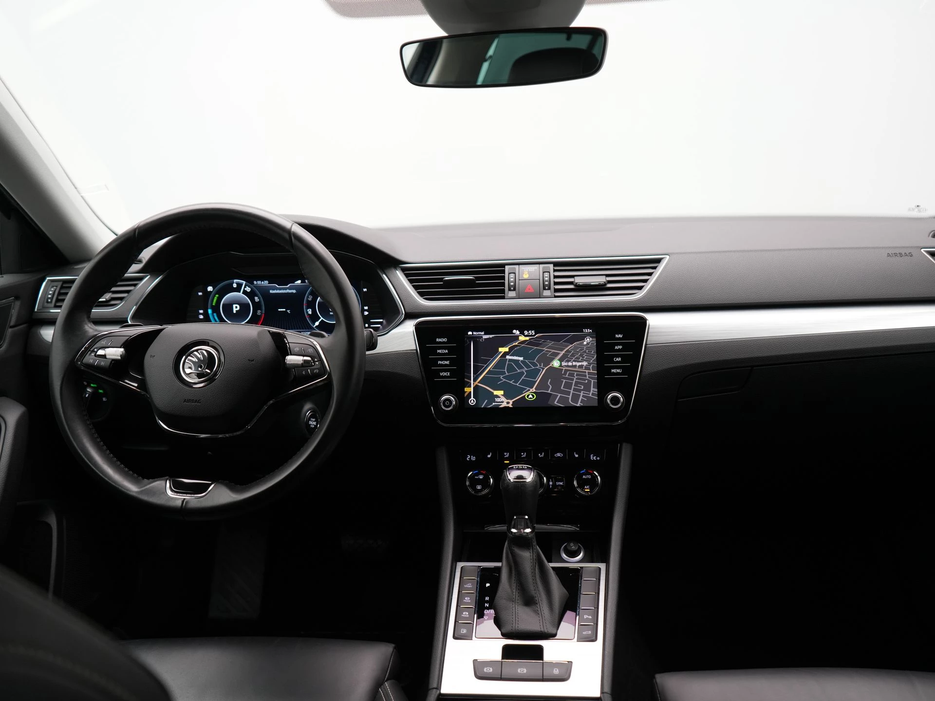 Hoofdafbeelding Škoda Superb