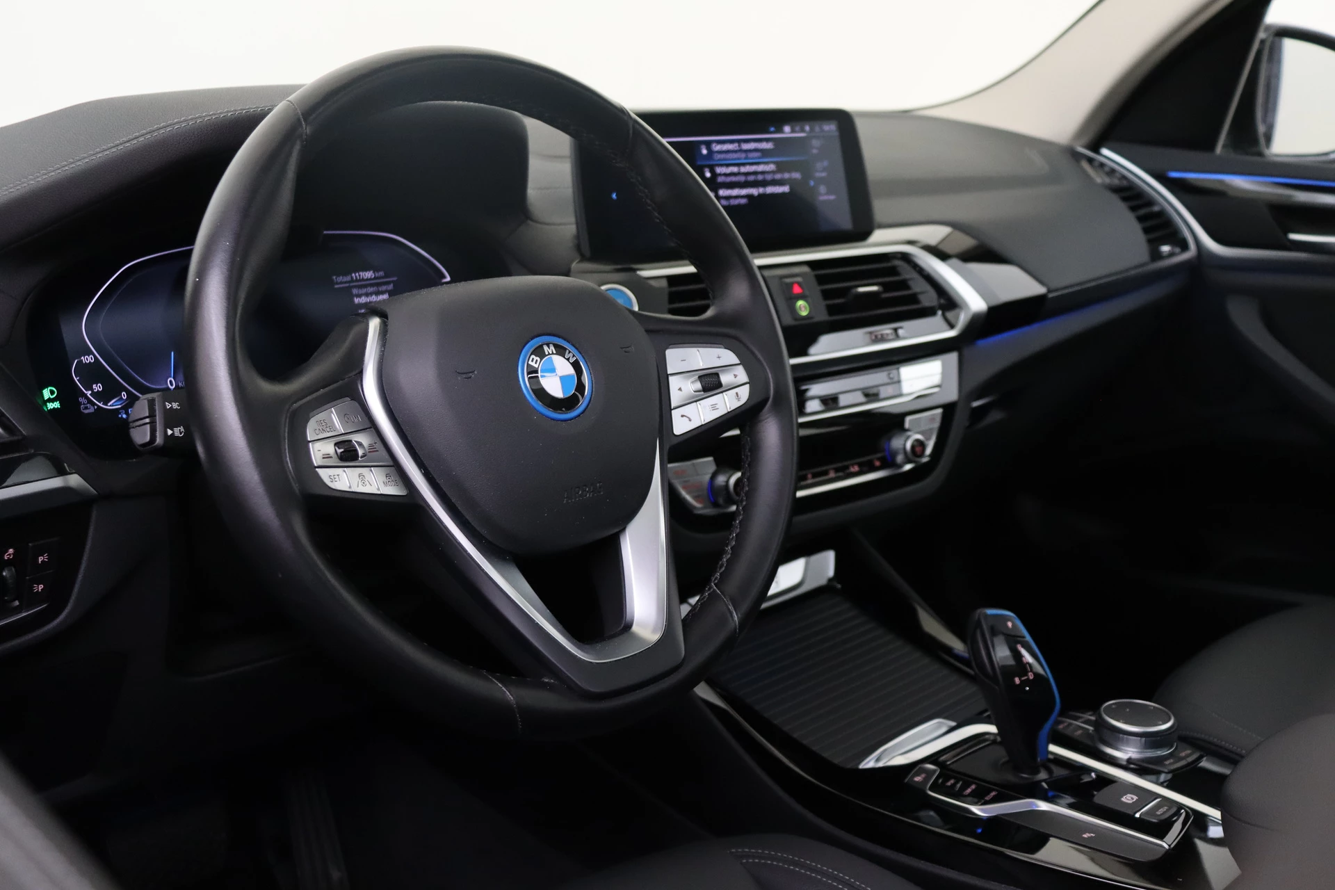 Hoofdafbeelding BMW iX3