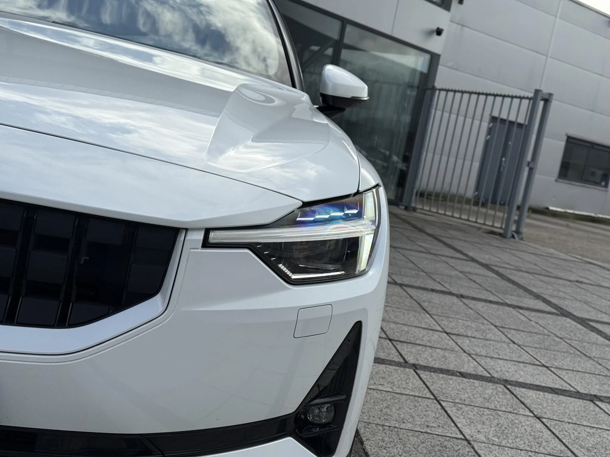 Hoofdafbeelding Polestar 2