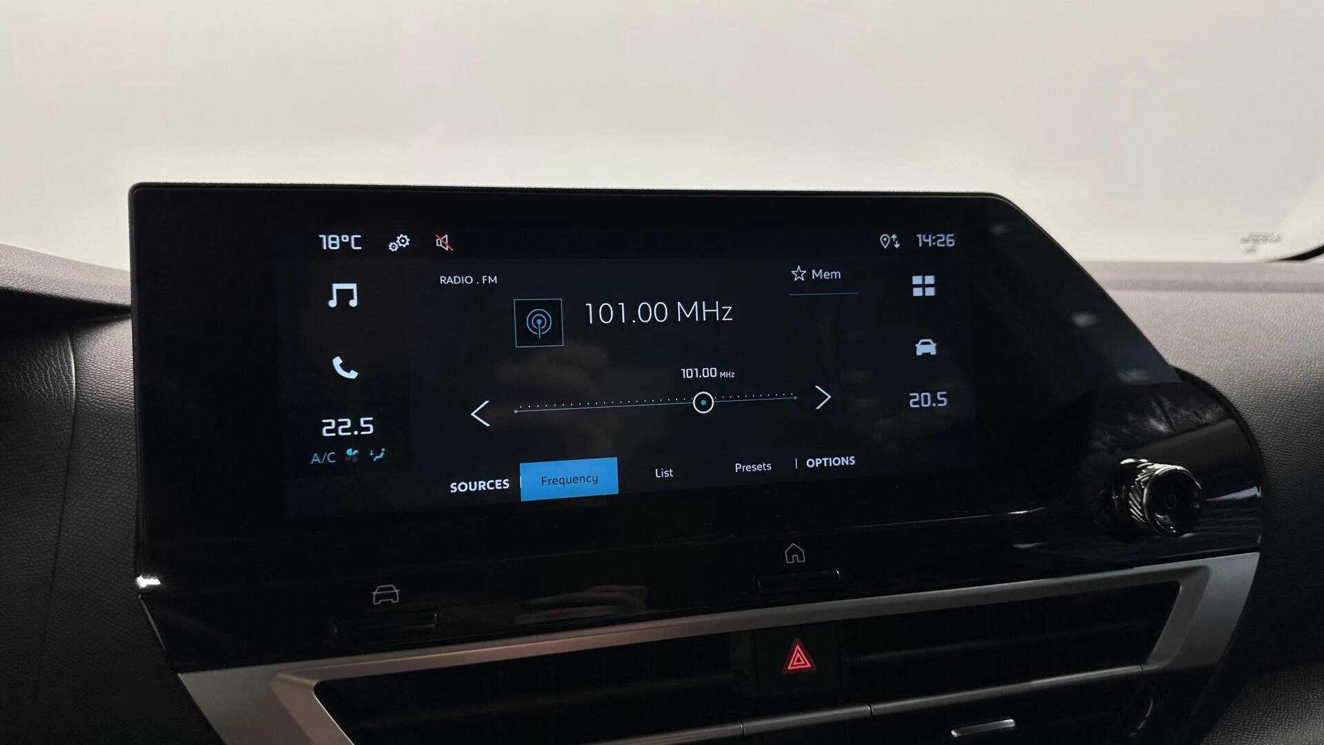 Hoofdafbeelding Citroën ë-C4 X