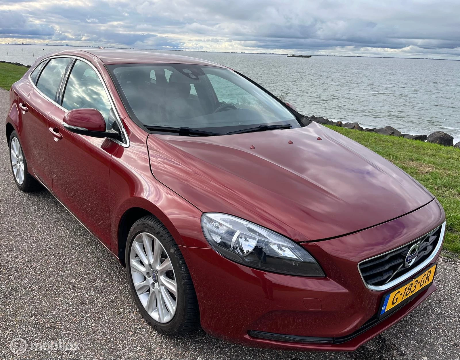 Hoofdafbeelding Volvo V40