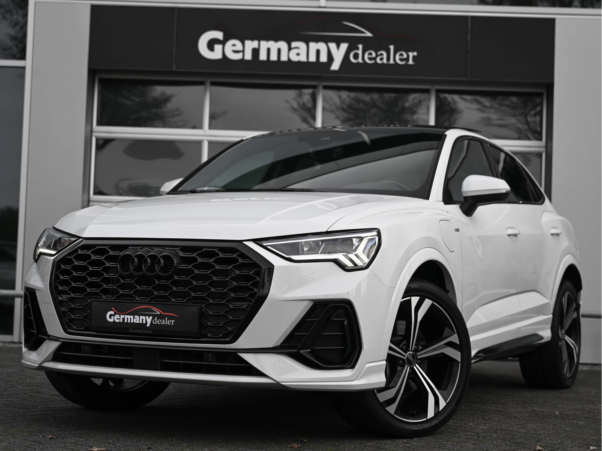 Hoofdafbeelding Audi Q3