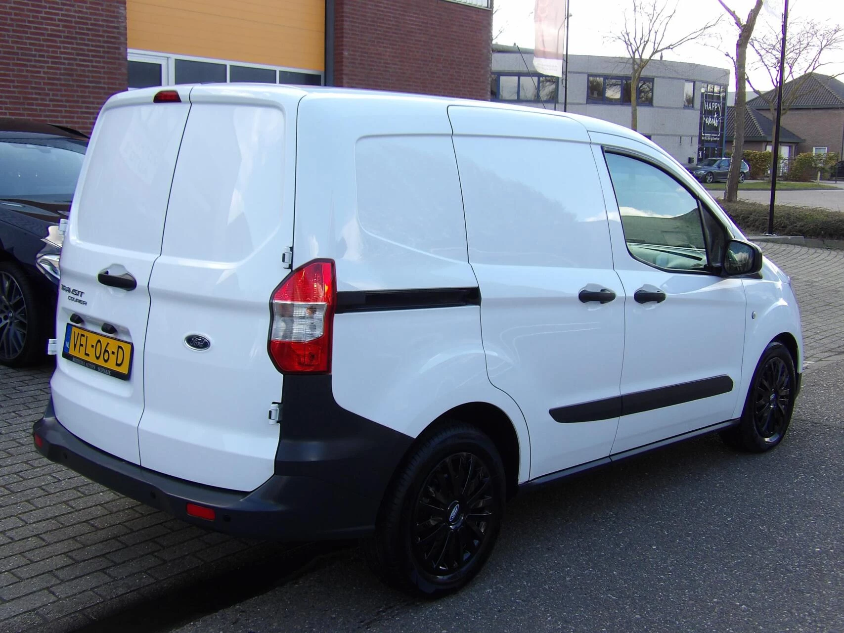 Hoofdafbeelding Ford Transit Courier