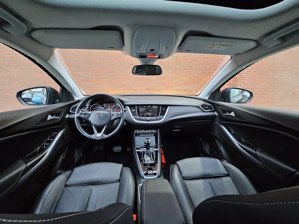 Hoofdafbeelding Opel Grandland X