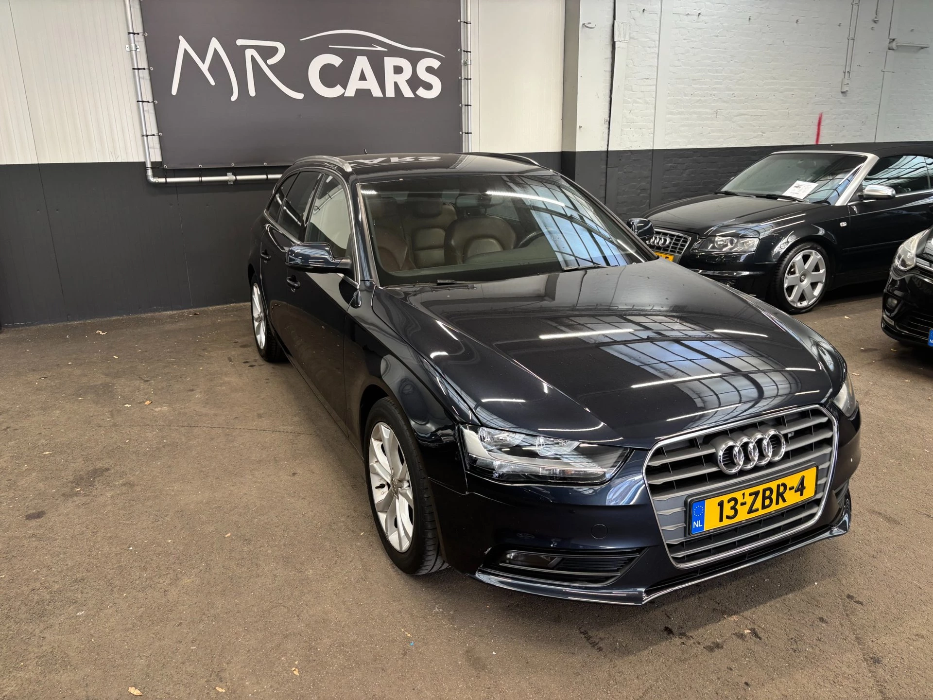 Hoofdafbeelding Audi A4