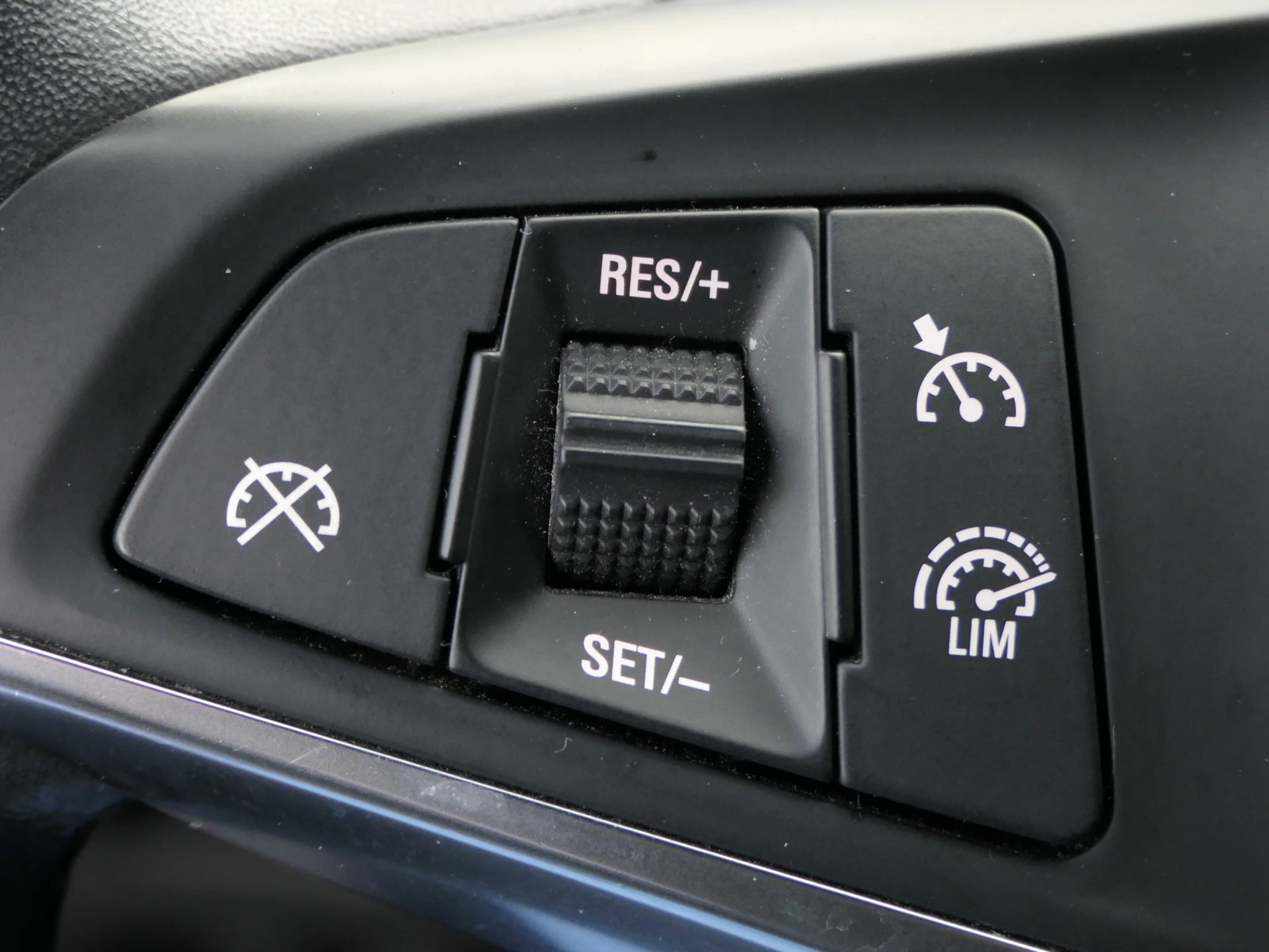 Hoofdafbeelding Opel ADAM