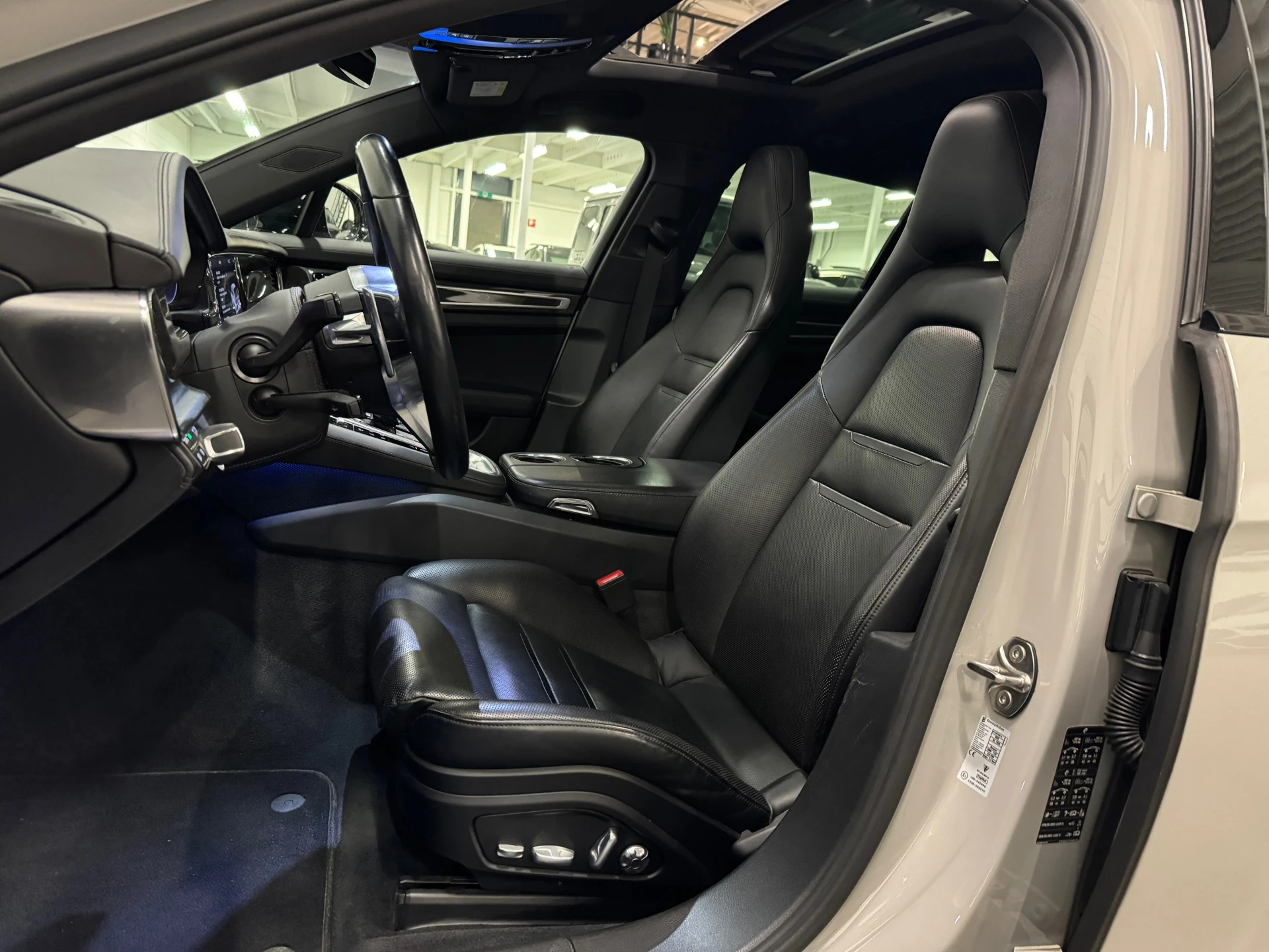 Hoofdafbeelding Porsche Panamera