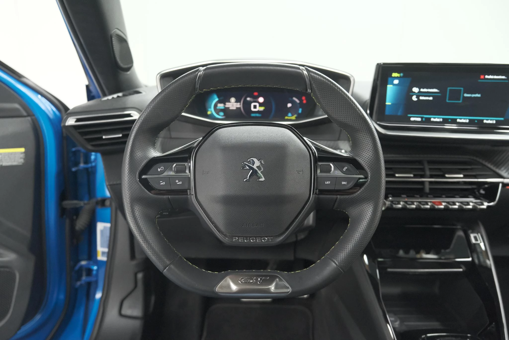 Hoofdafbeelding Peugeot e-2008