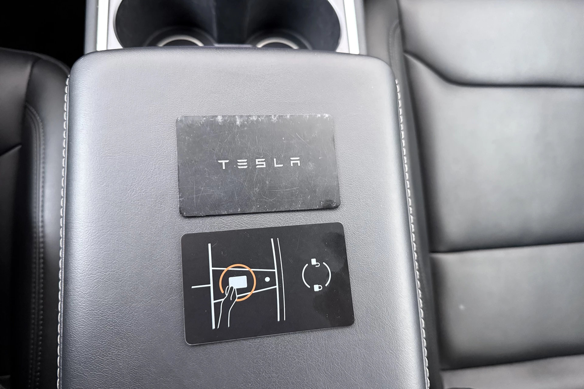 Hoofdafbeelding Tesla Model Y