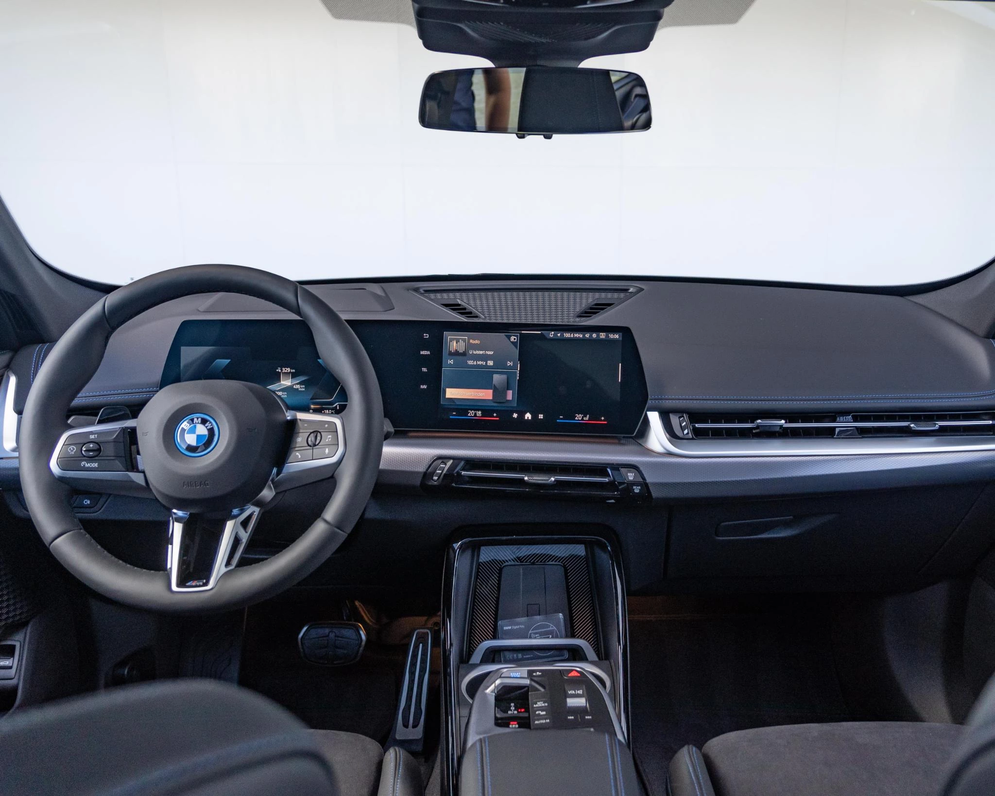 Hoofdafbeelding BMW iX1