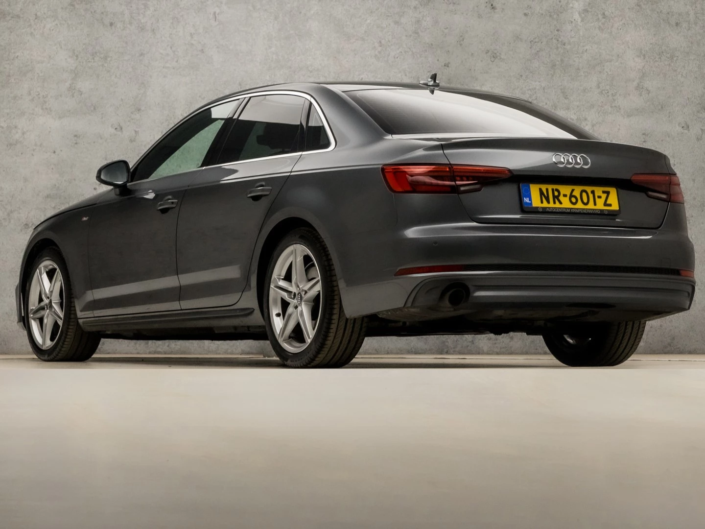 Hoofdafbeelding Audi A4