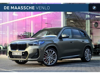 BMW X1 xDrive25e High Executive M Sport Automaat / Panoramadak / Trekhaak / Sportstoelen / Head-Up / Adaptieve LED / M Adaptief onderstel / Parking Assistant Plus / Comfort Access