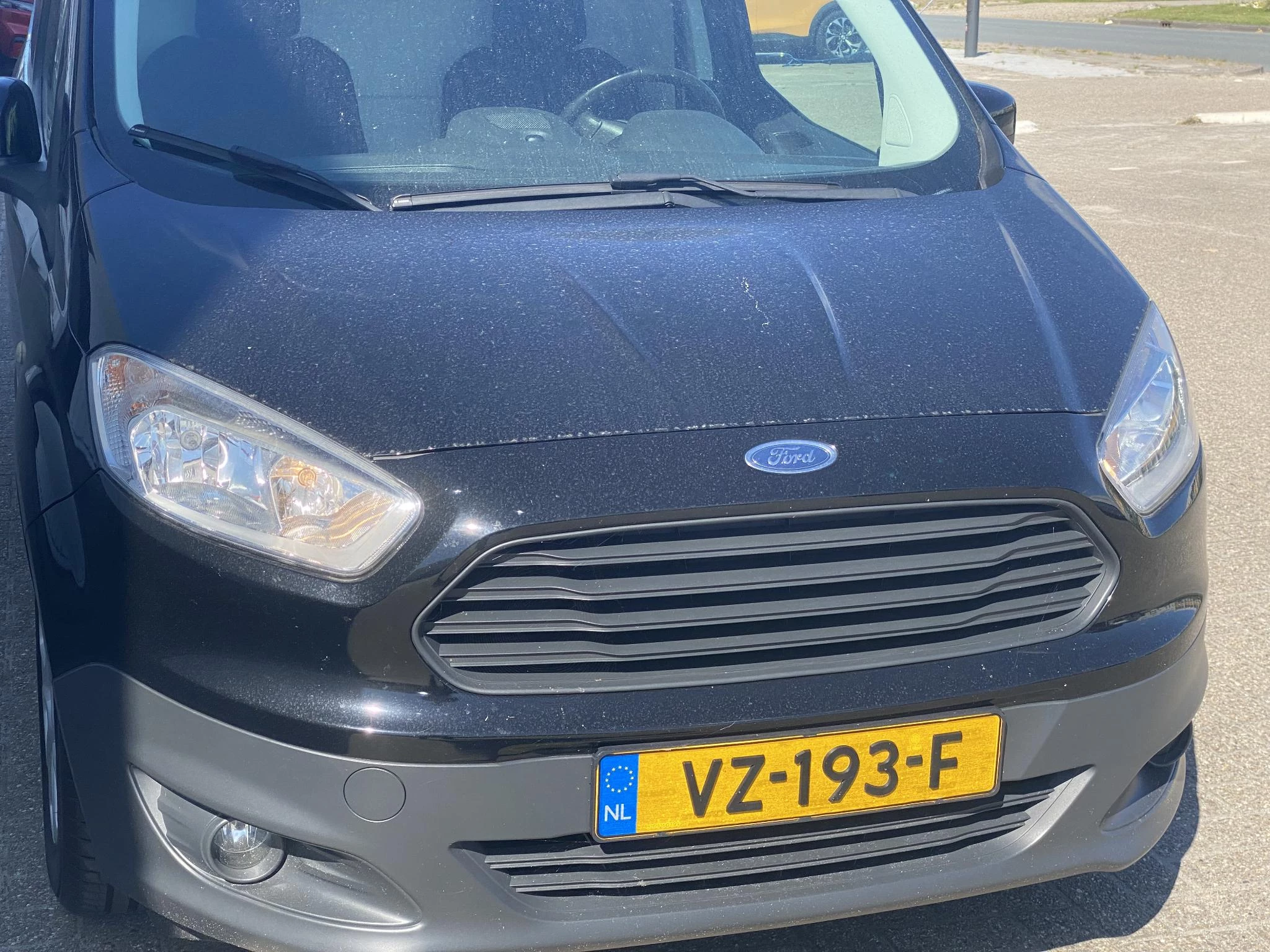 Hoofdafbeelding Ford Transit Courier