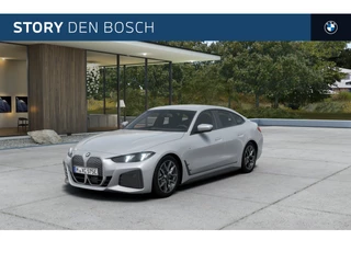 BMW i4 eDrive35 M Sport / Achteruitrijcamera / Stuurverwarming / Stoelverwarming / Widescreen Display