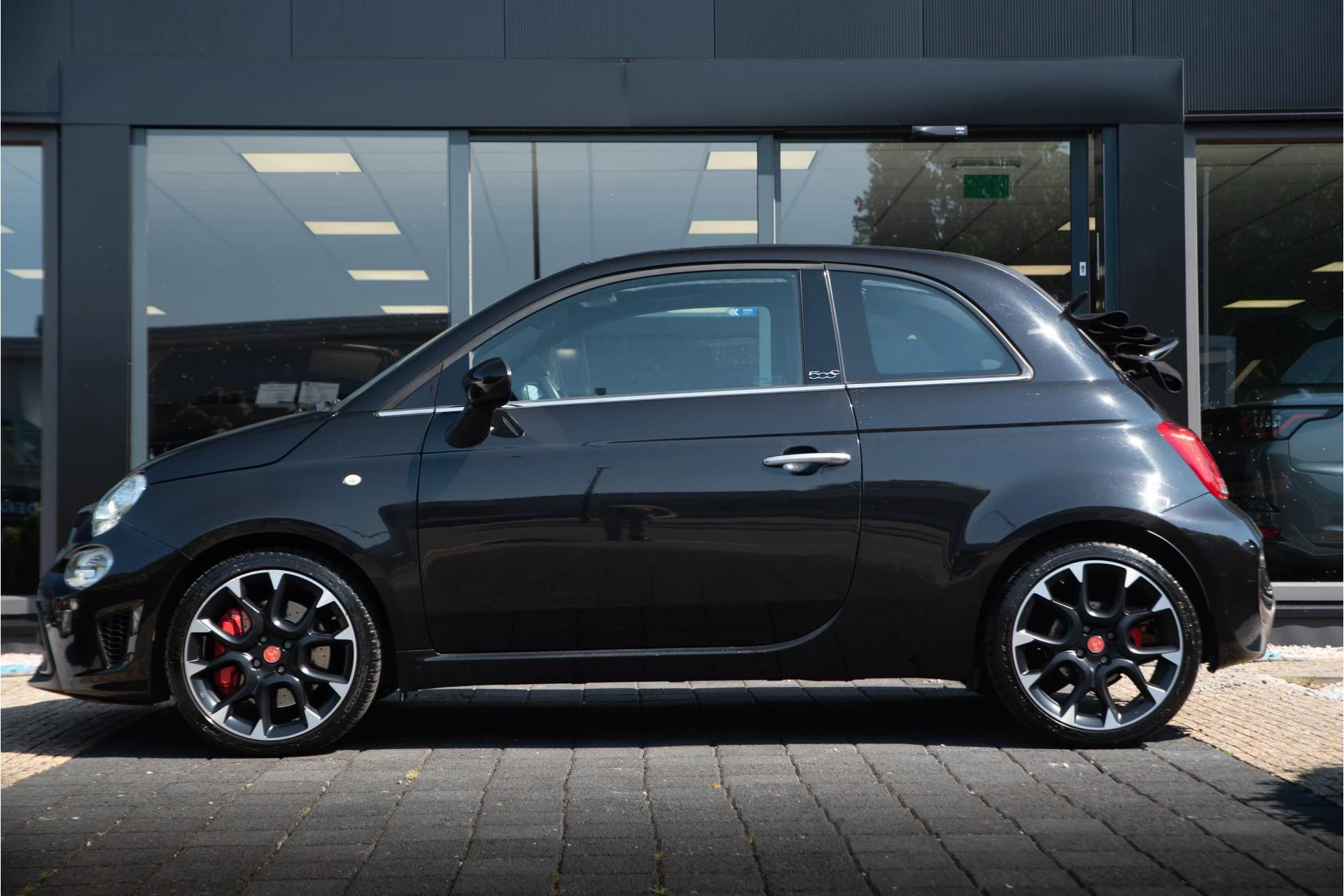 Hoofdafbeelding Fiat 500C