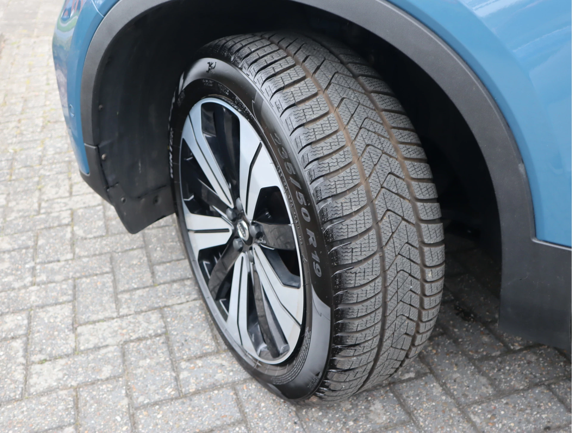 Hoofdafbeelding Volvo C40