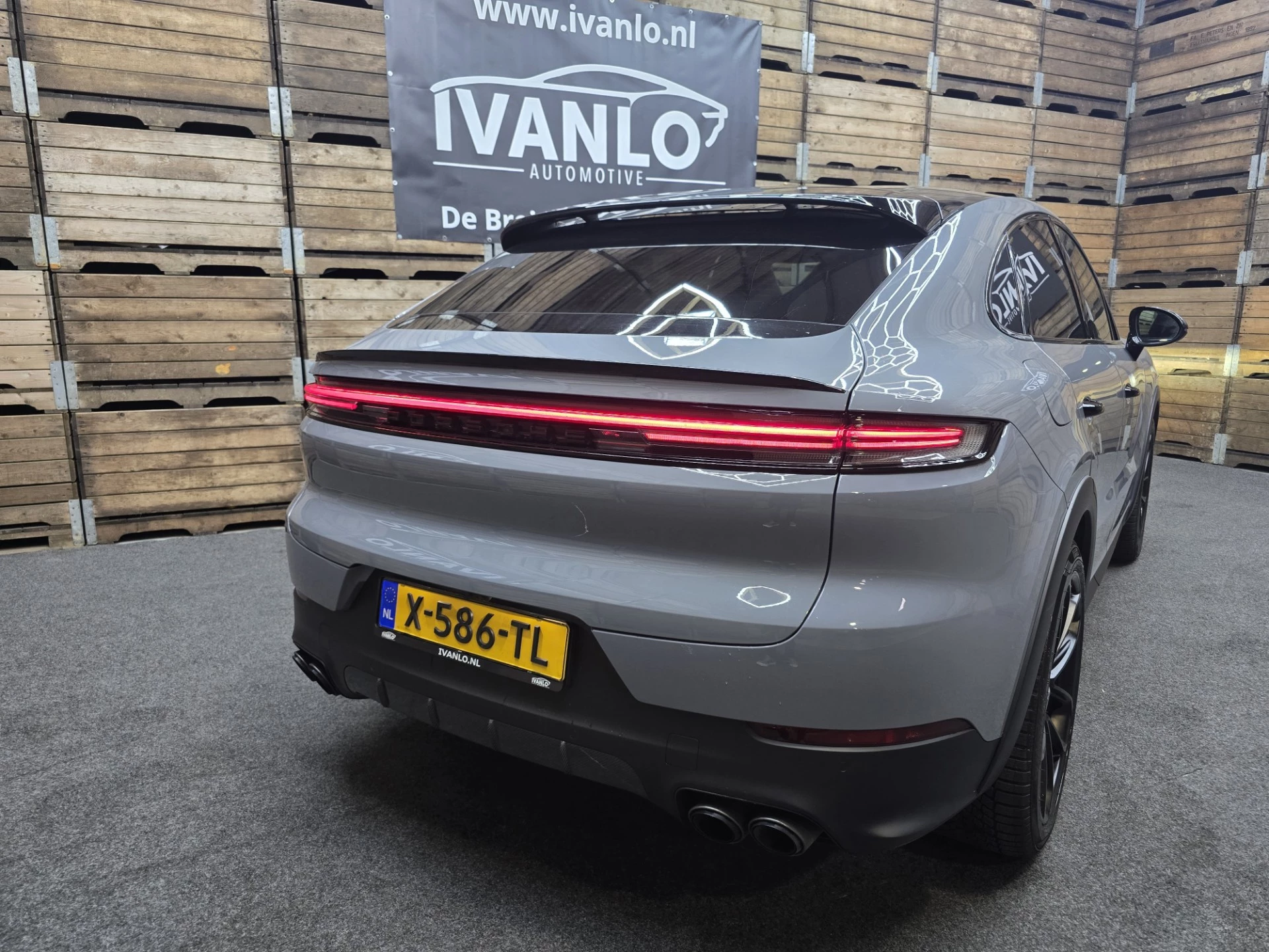 Hoofdafbeelding Porsche Cayenne