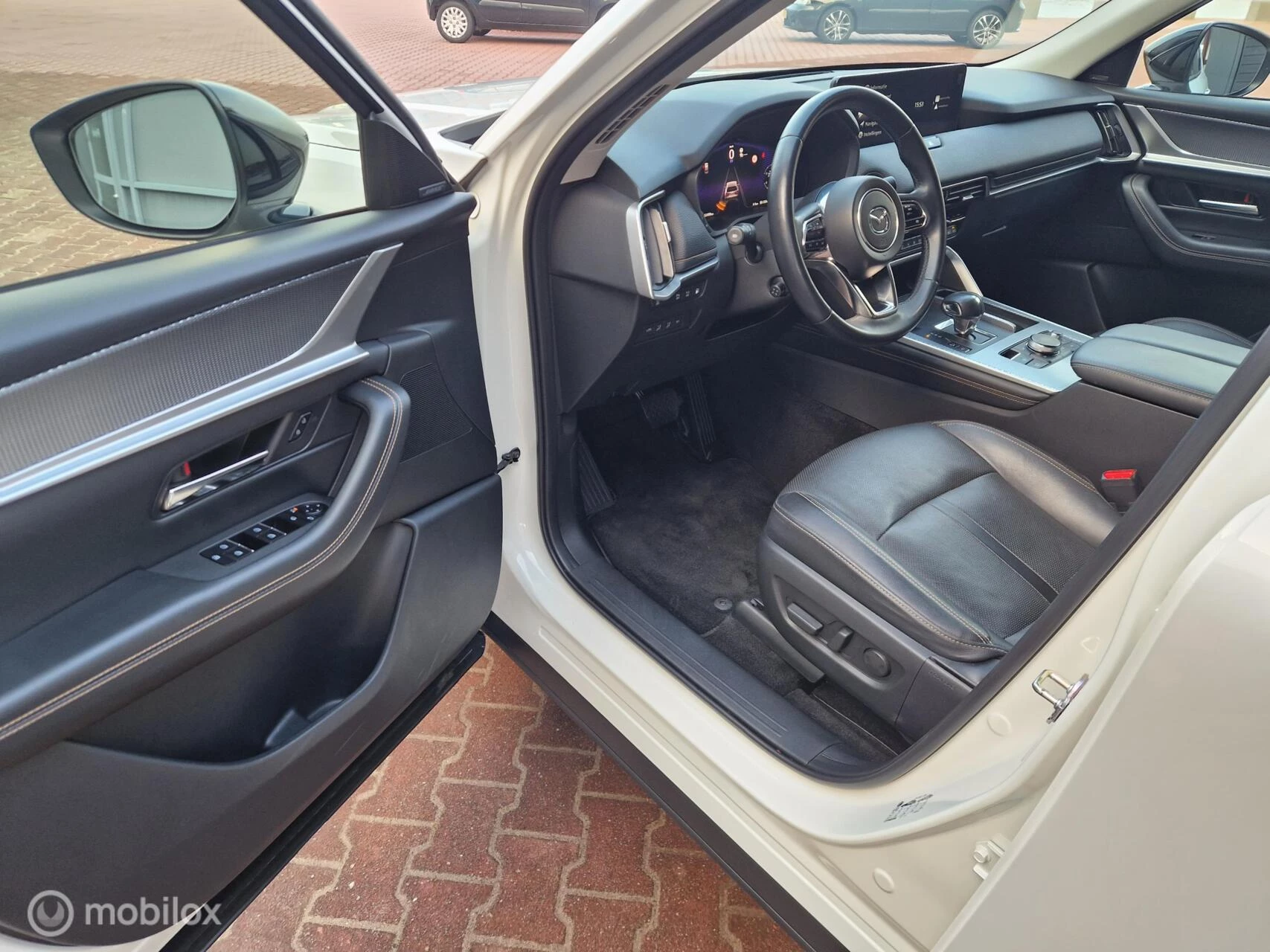 Hoofdafbeelding Mazda CX-60