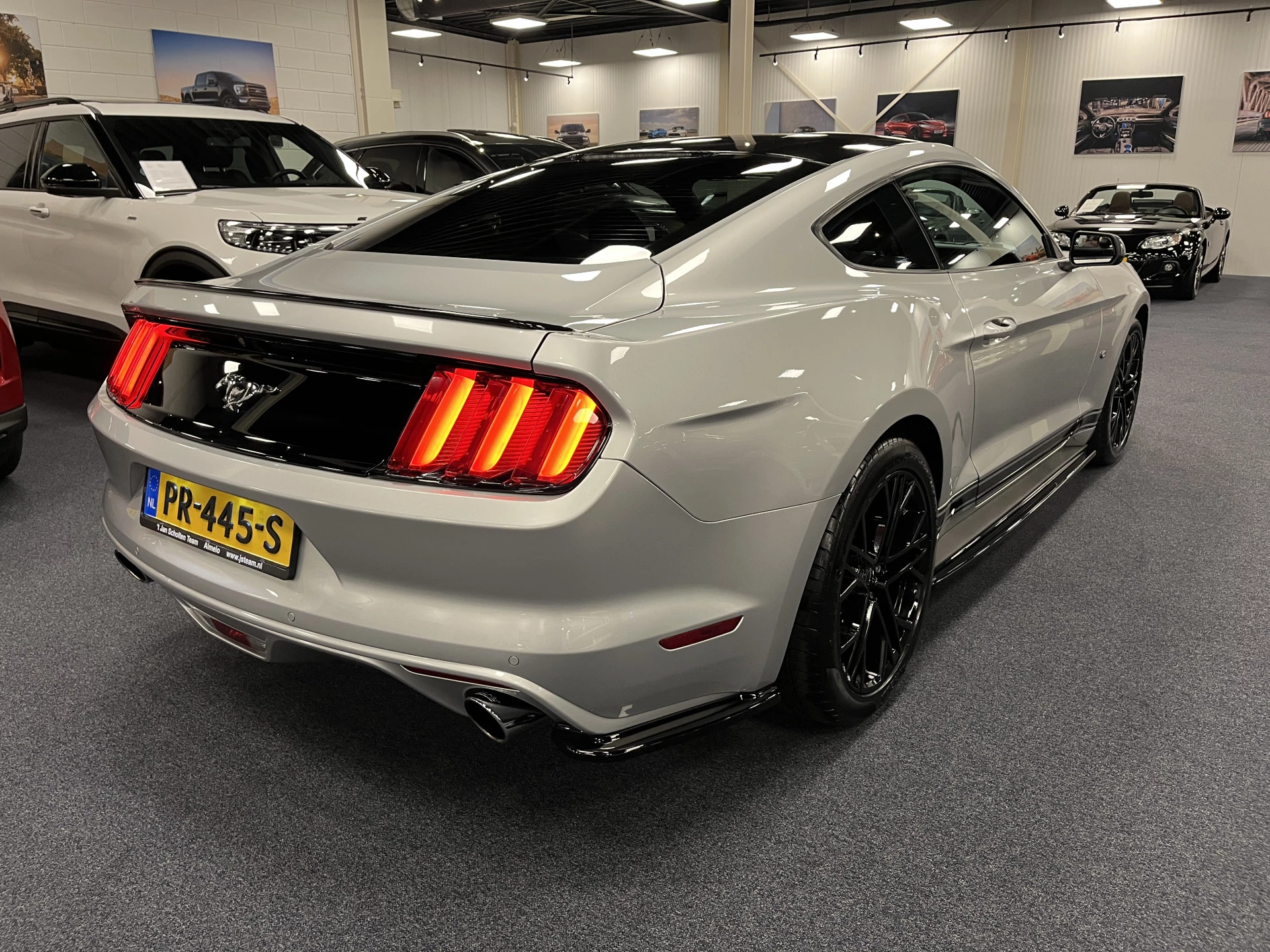 Hoofdafbeelding Ford Mustang