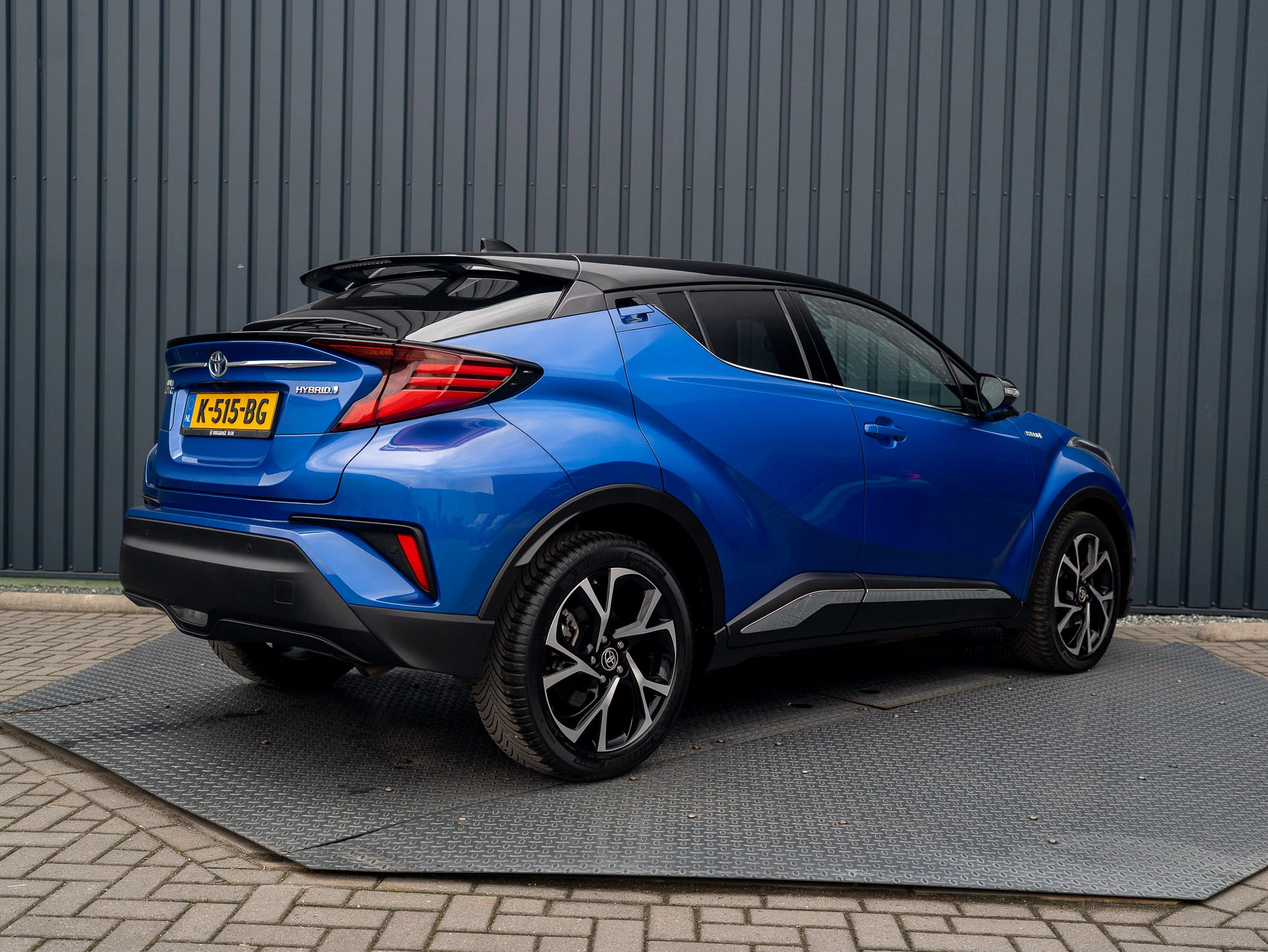Hoofdafbeelding Toyota C-HR