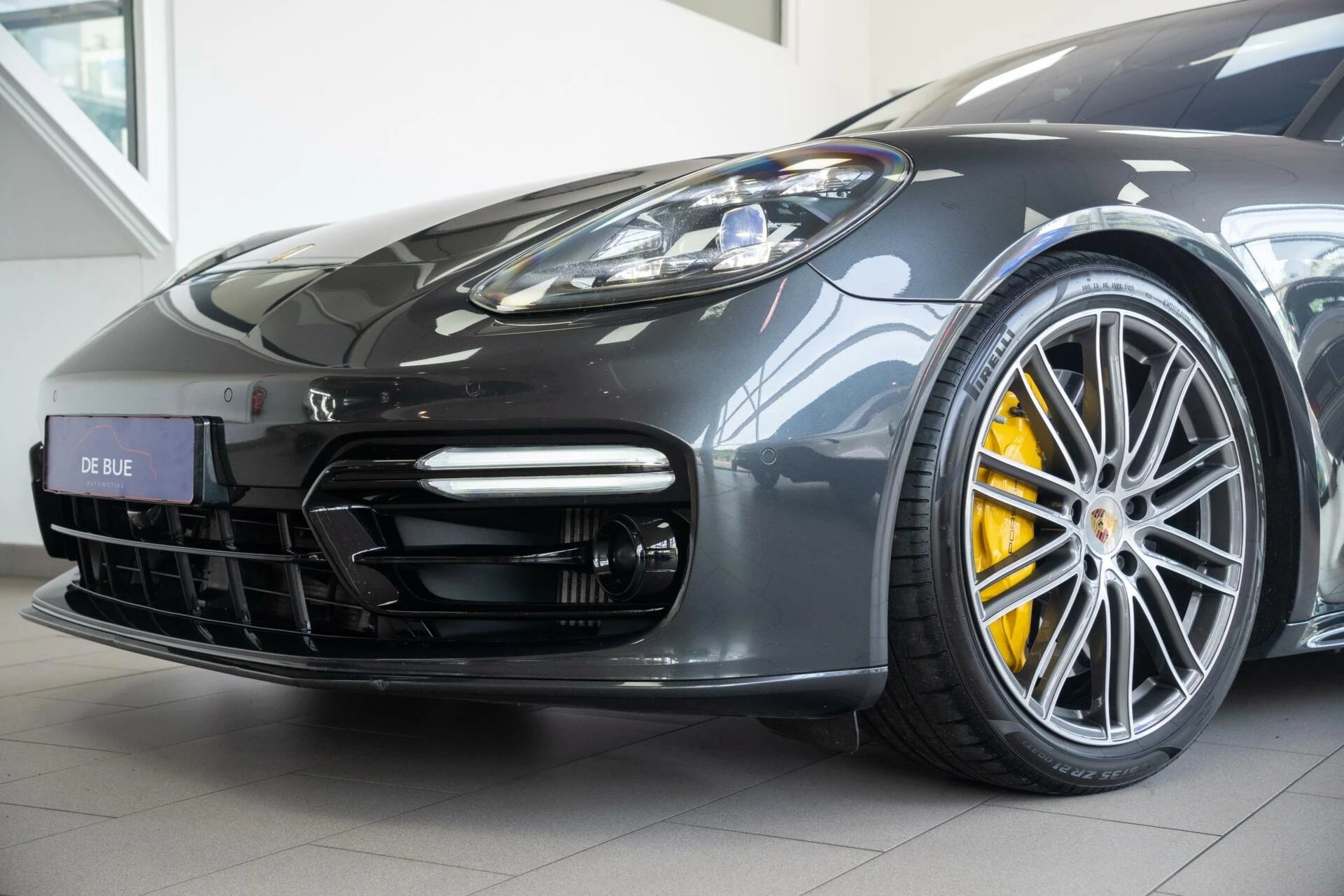 Hoofdafbeelding Porsche Panamera