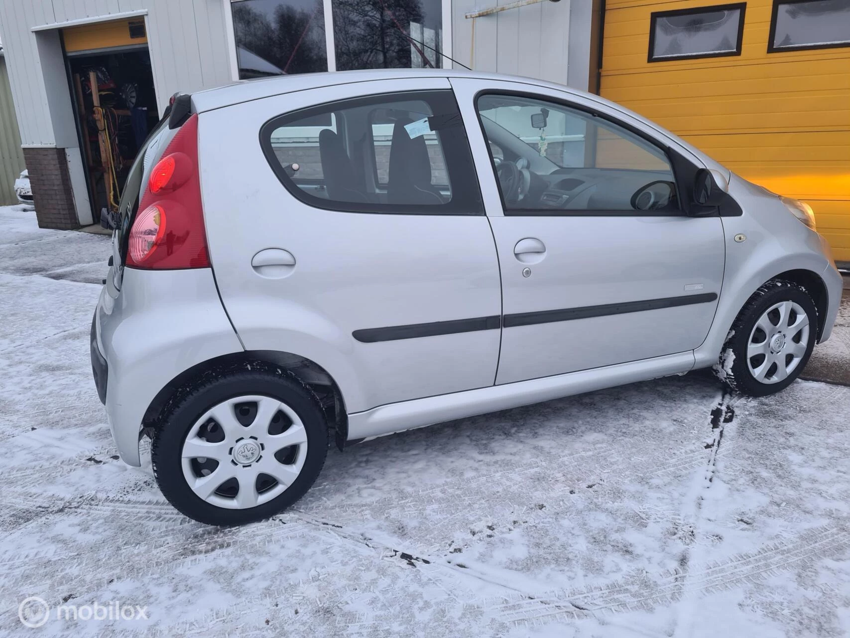 Hoofdafbeelding Peugeot 107