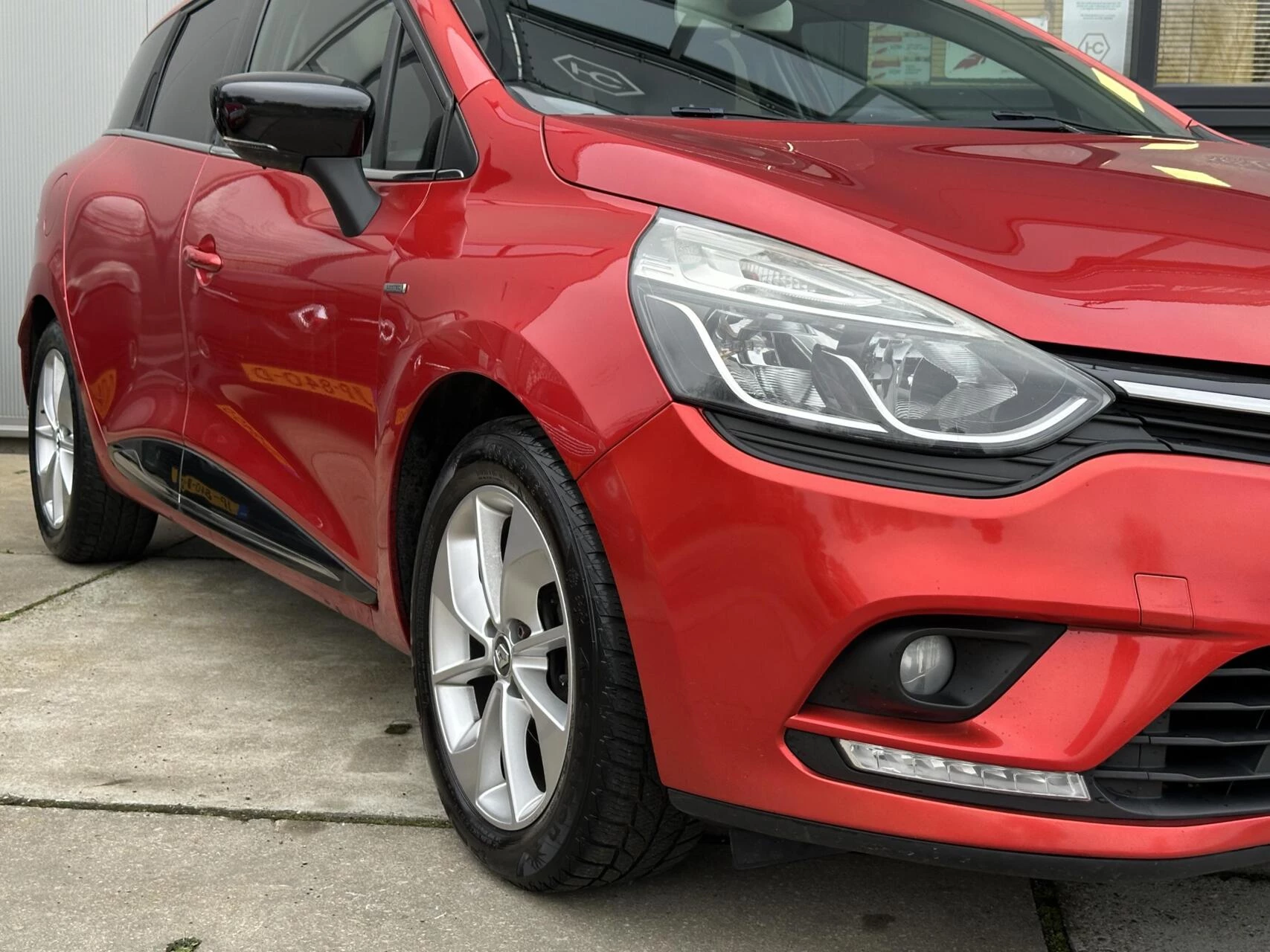 Hoofdafbeelding Renault Clio