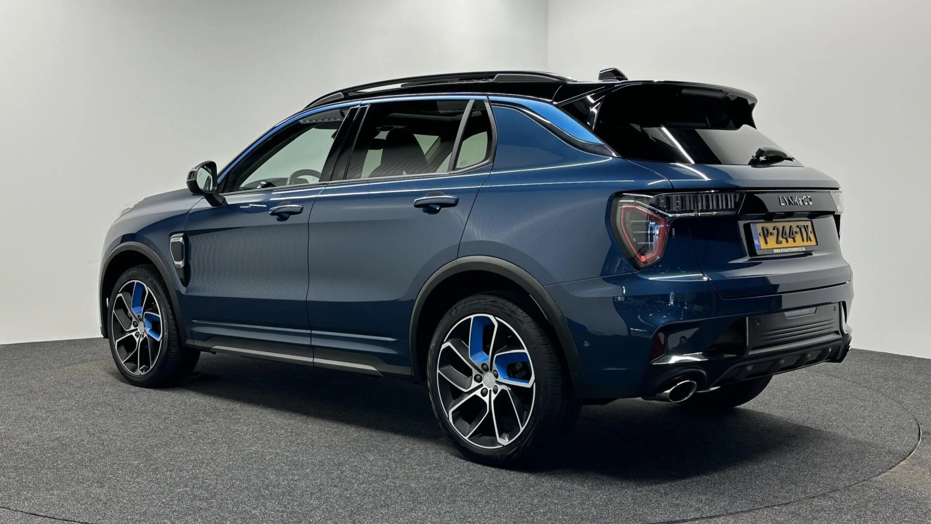 Hoofdafbeelding Lynk & Co 01