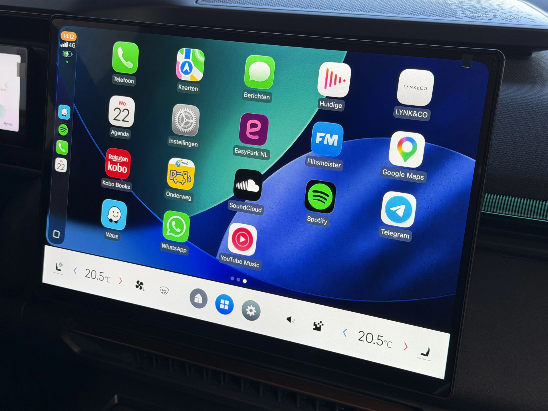 Hoofdafbeelding Lynk & Co 08