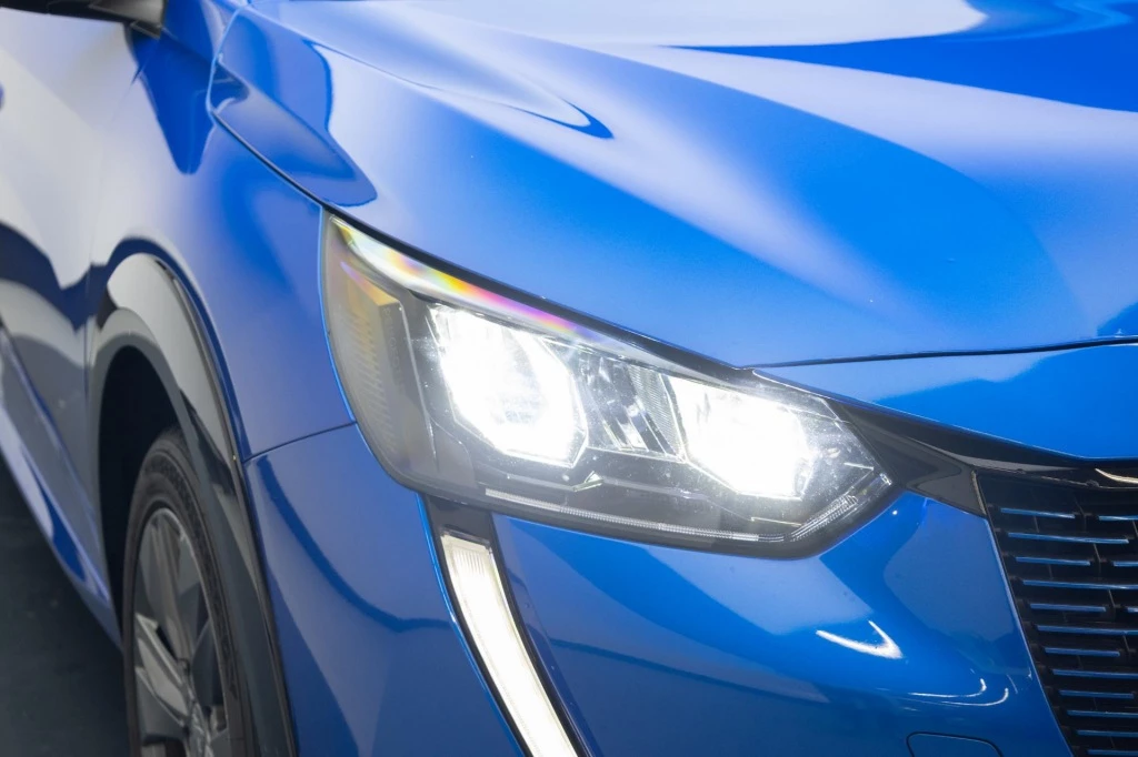 Hoofdafbeelding Peugeot e-208