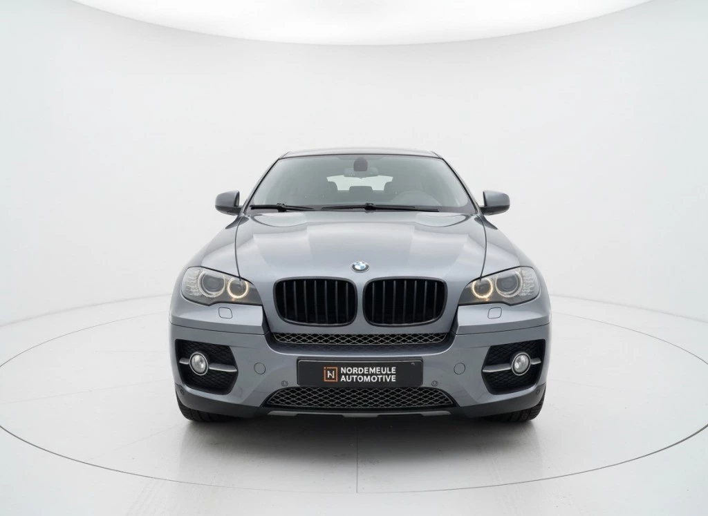 Hoofdafbeelding BMW X6