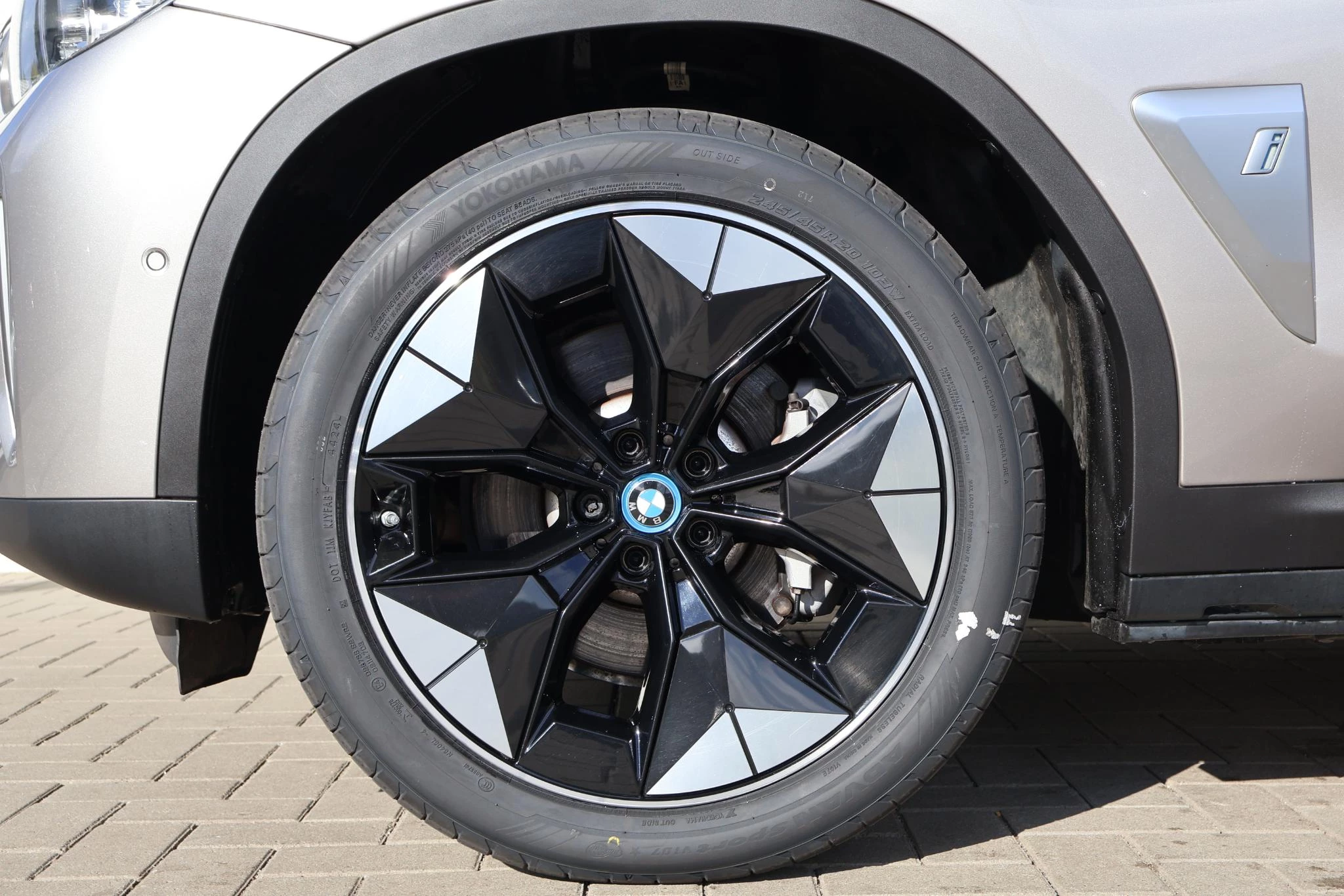 Hoofdafbeelding BMW iX3
