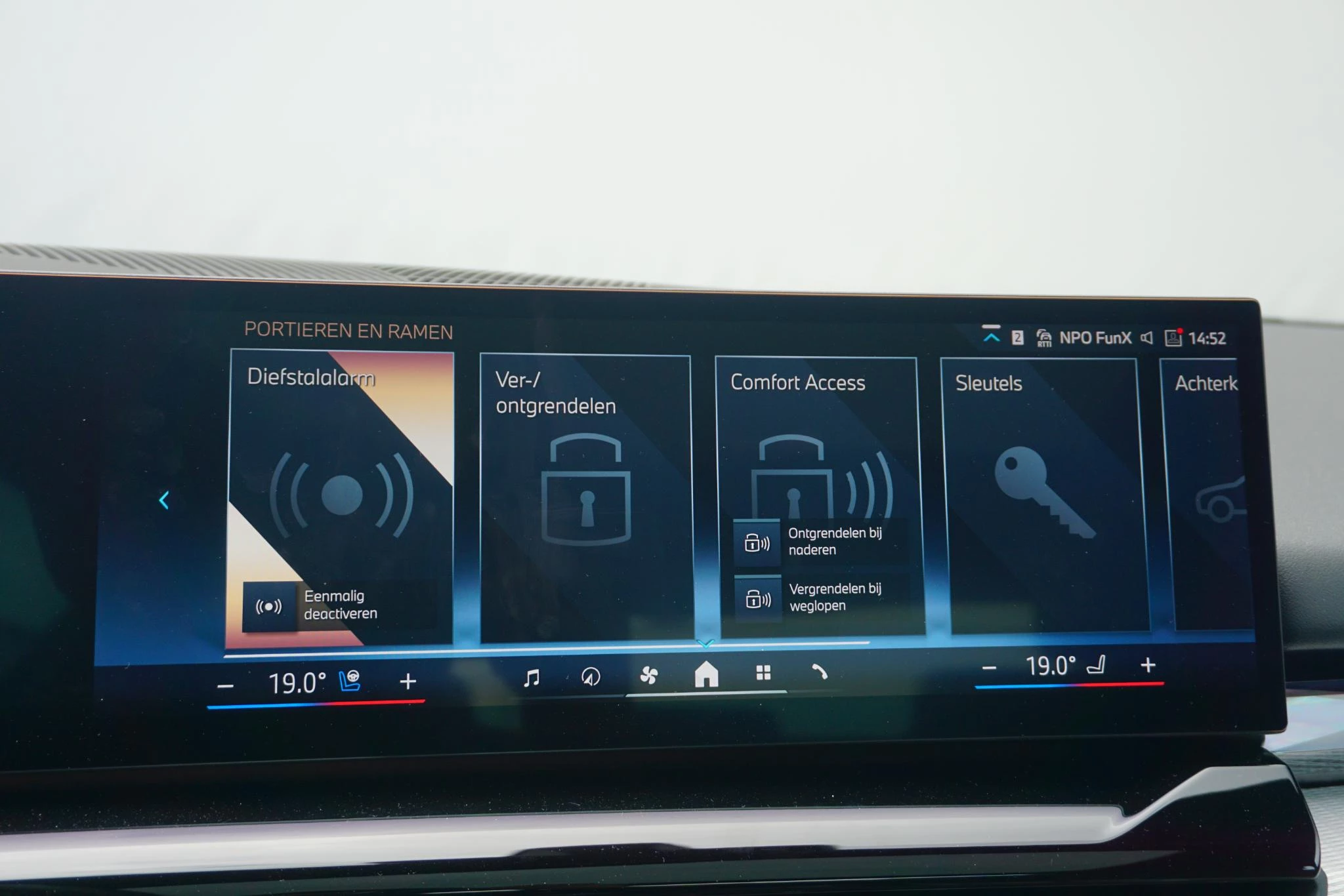 Hoofdafbeelding BMW i5