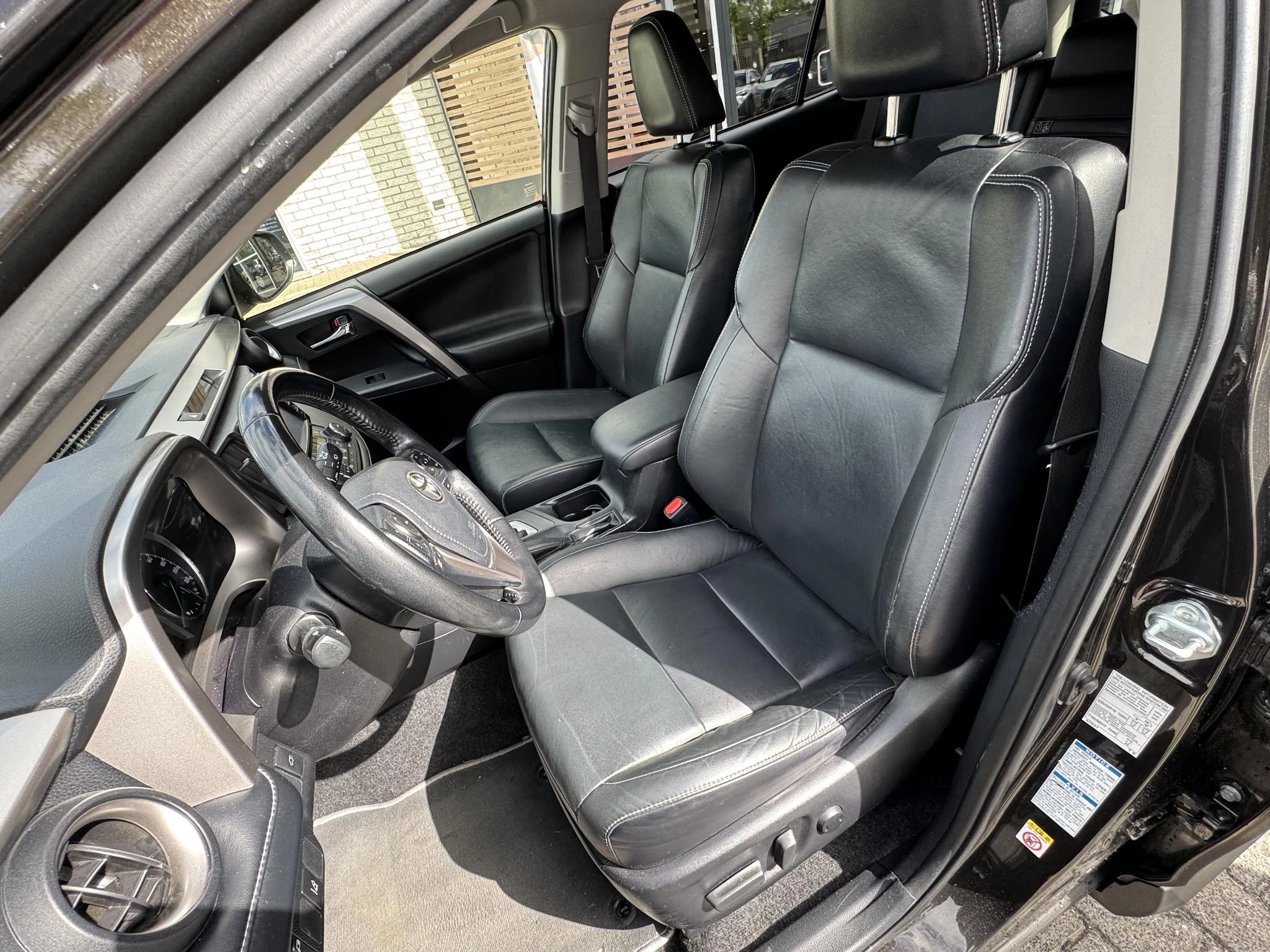 Hoofdafbeelding Toyota RAV4