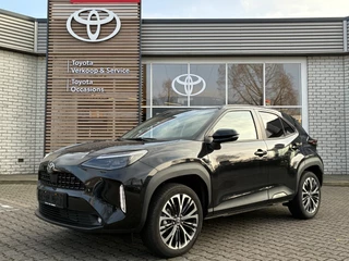 Toyota Yaris Cross HYBRID 130 EXECUTIVE PARK-SENSOREN BLIND-SPOT APPLE/ANDROID STOEL/STUURVERW 18"LM-VELGEN EL-ACHTERKLEP KEYLESS AD-CRUISE CAMERA